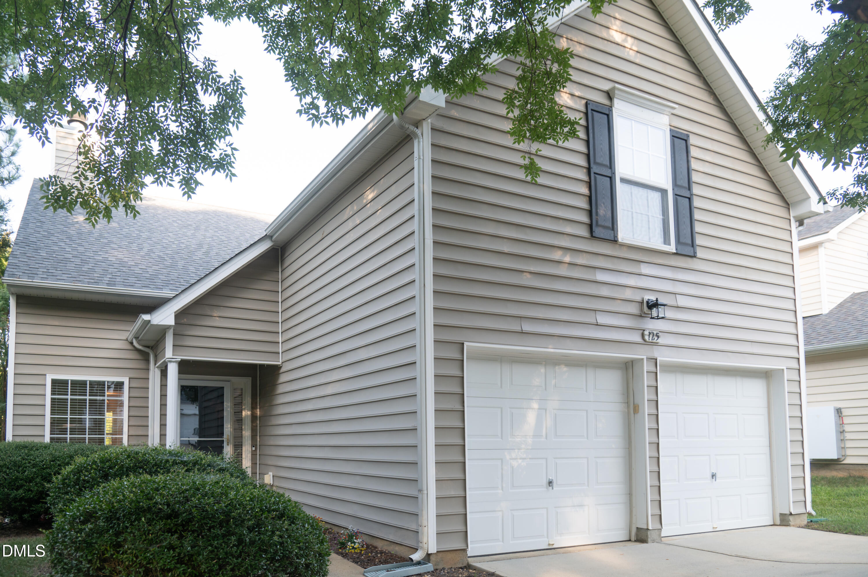 125 River Pearl Street Property Photo 1