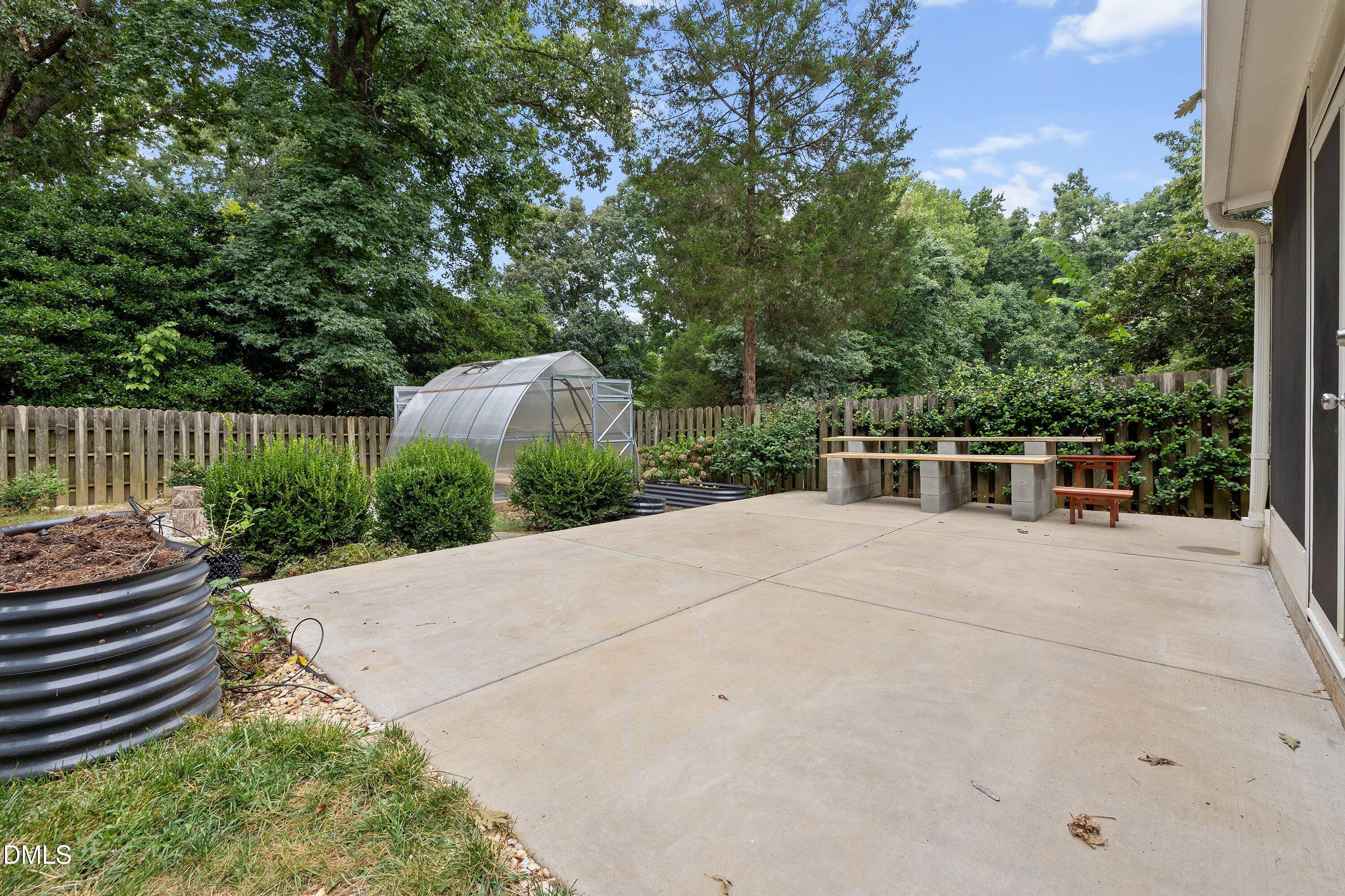 602 Se Maynard Road Property Photo 43