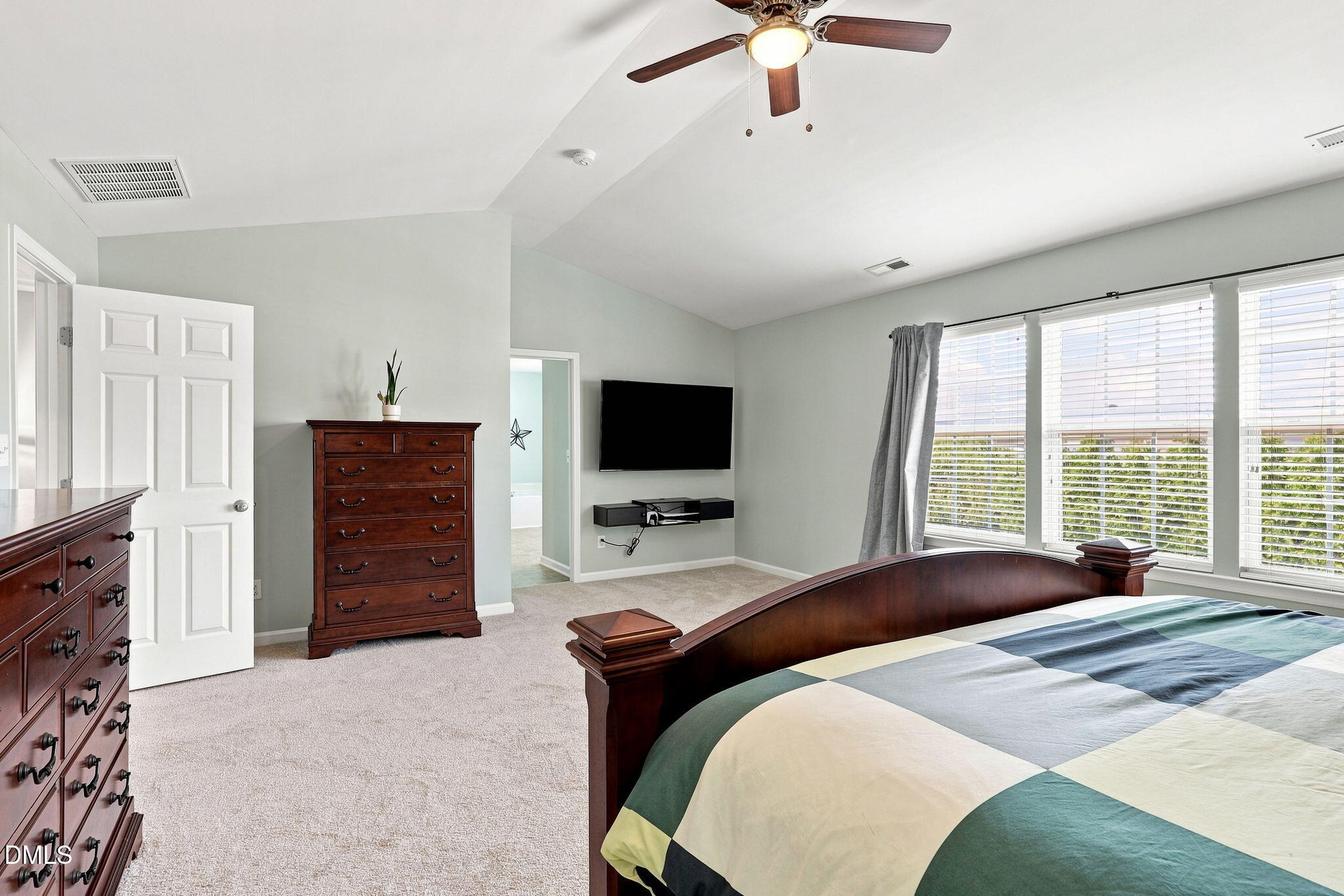 104 Touvelle Court Property Photo 37