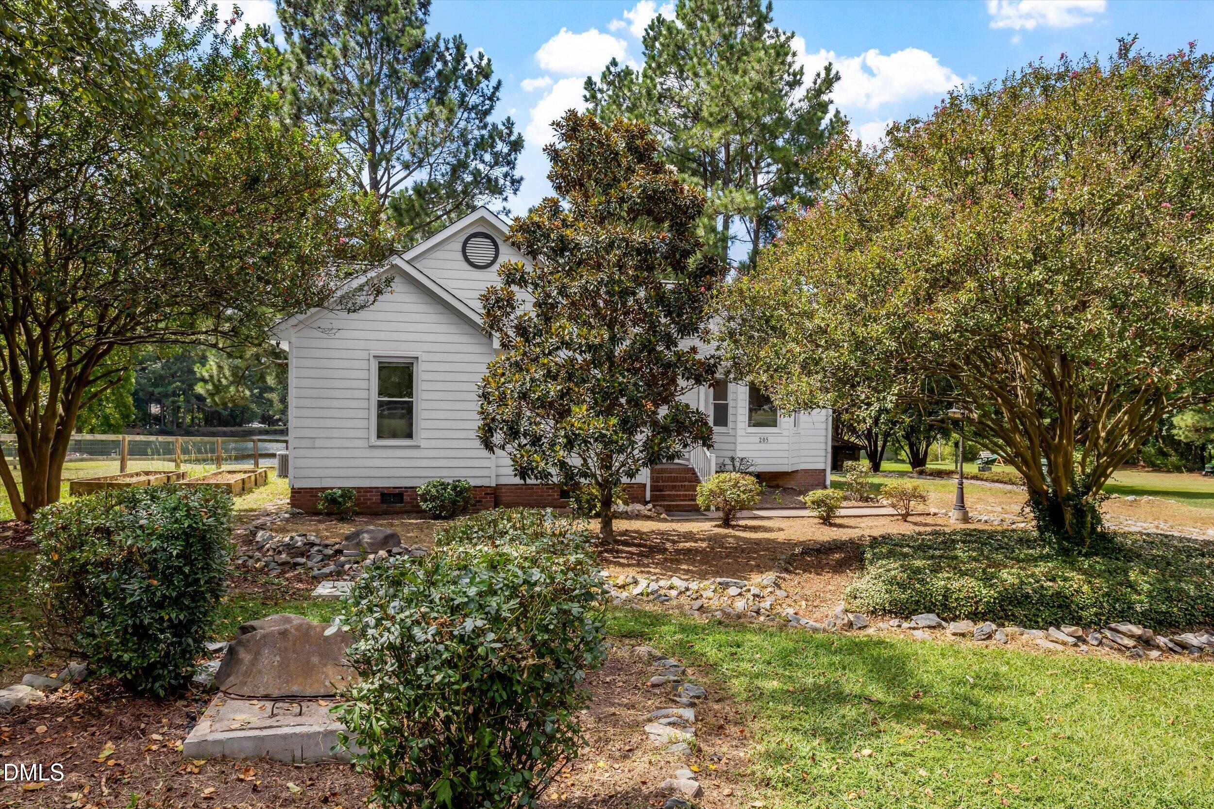 205 William Drive Property Photo 37
