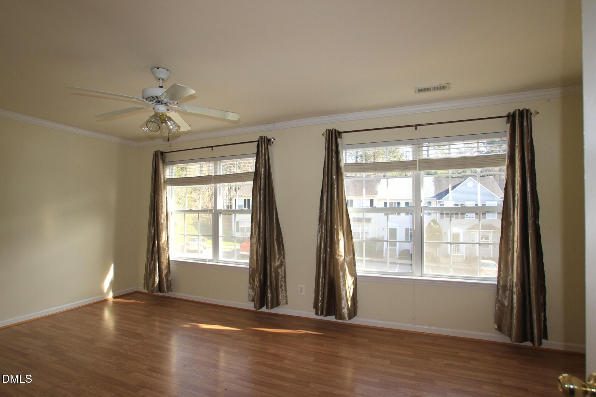 104 Climbing Ivy Court Property Photo 7