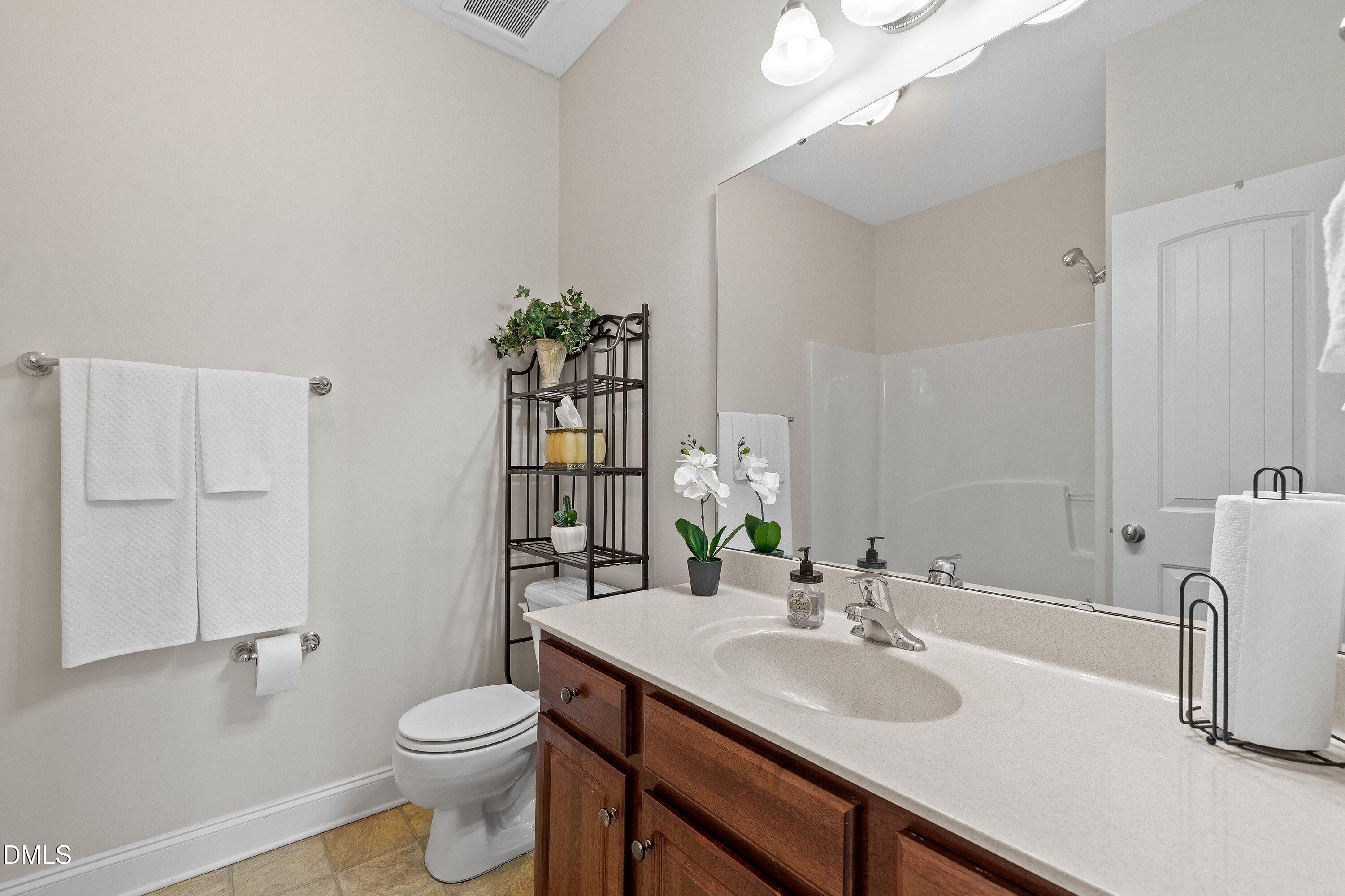 541 Spruce Meadows Lane Property Photo 15