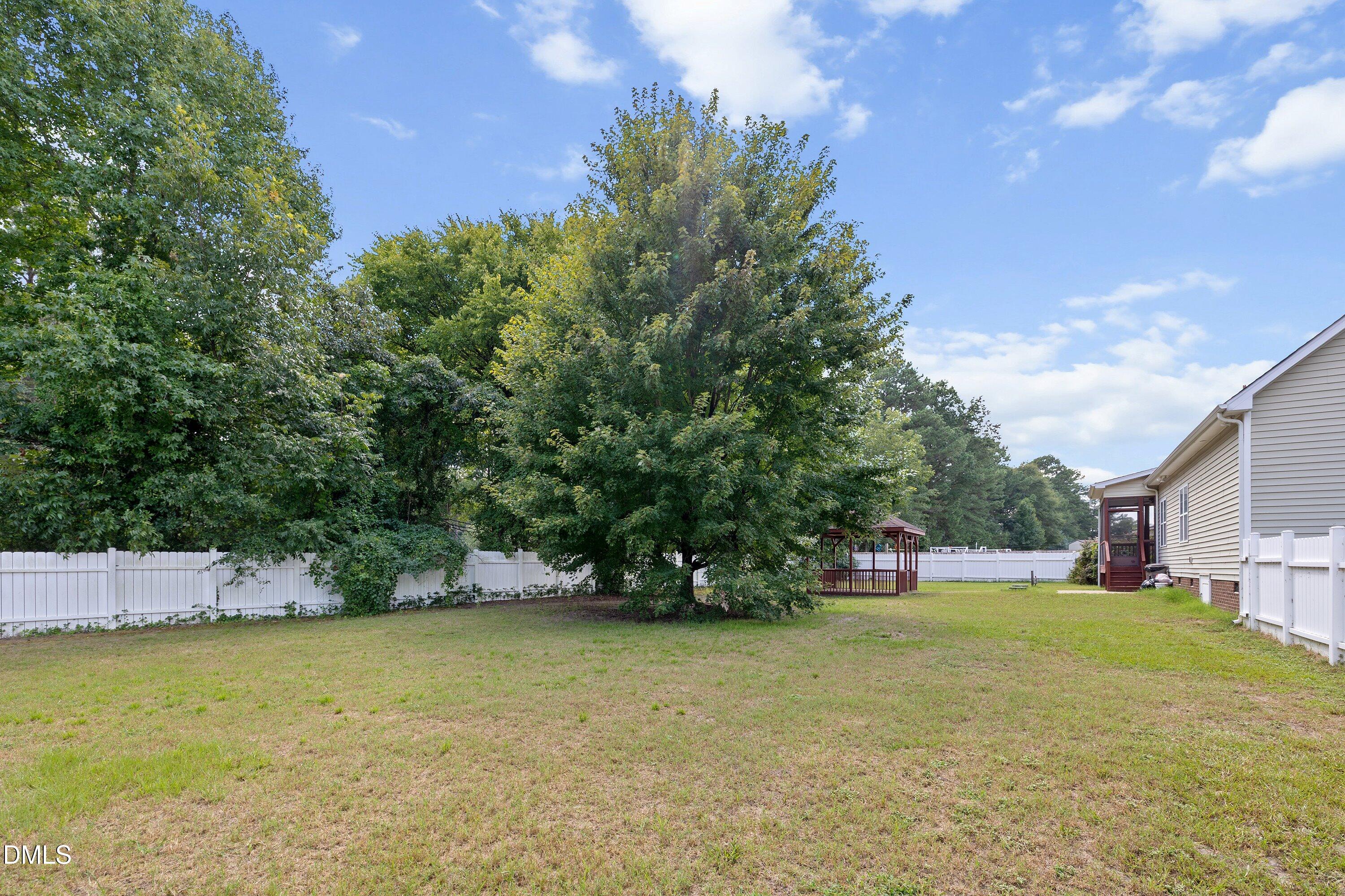 541 Spruce Meadows Lane Property Photo 30