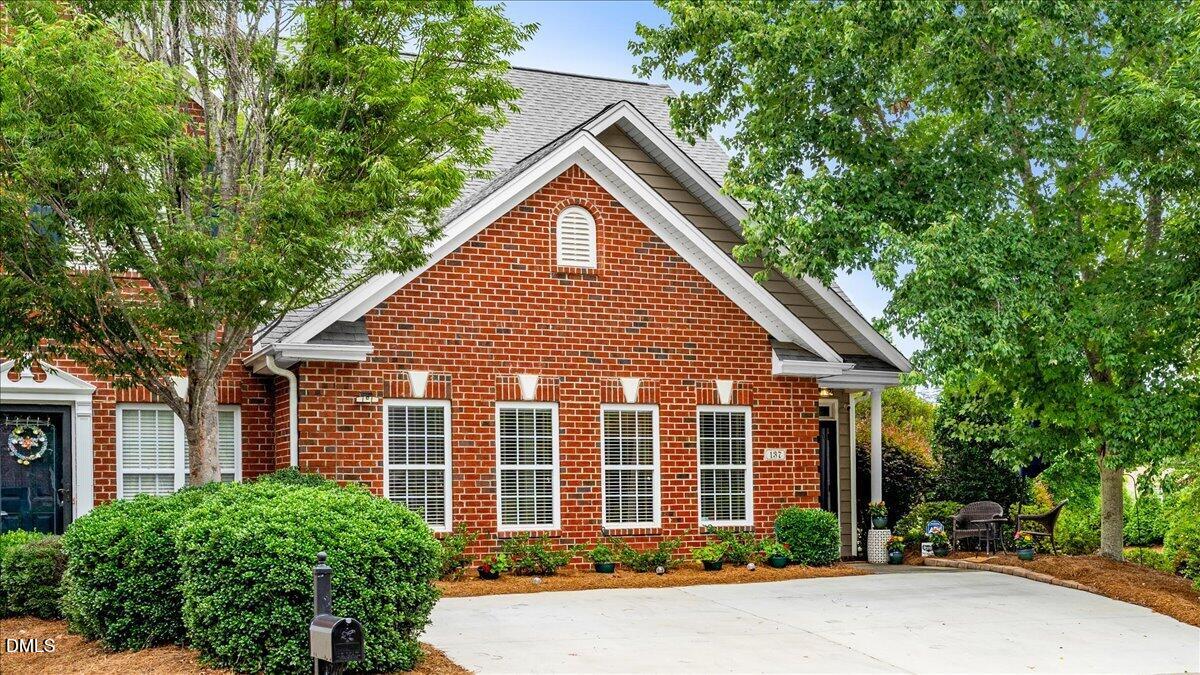 137 Eva Drive Property Photo 2