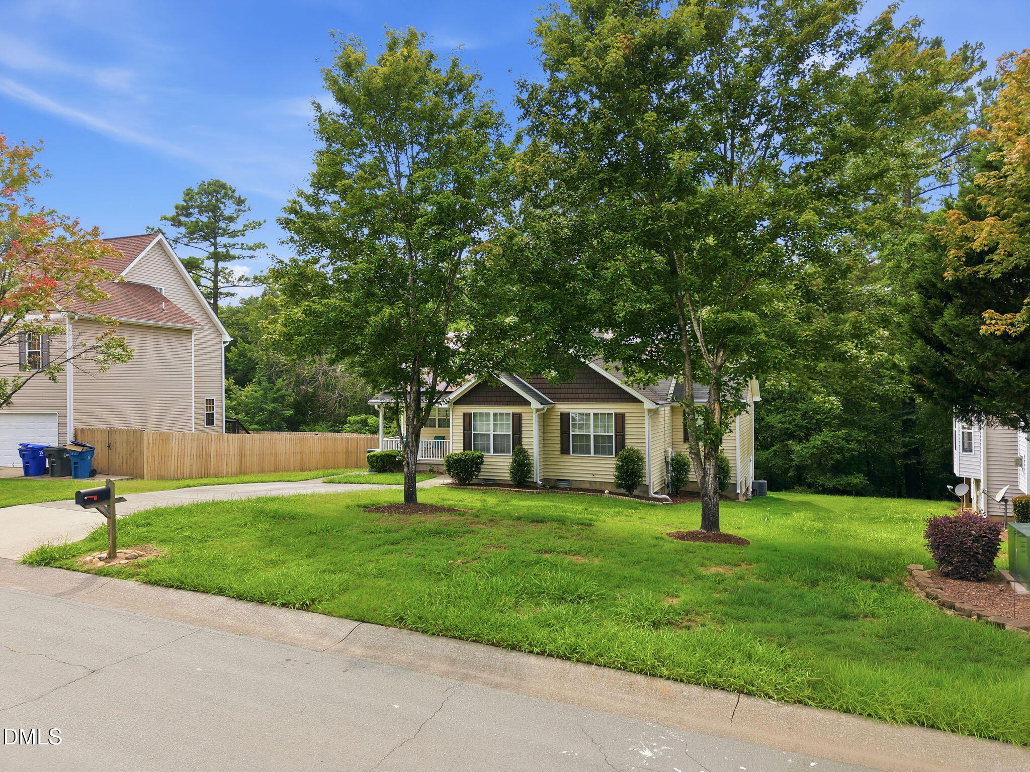 2709 Mortise Court Property Photo 2