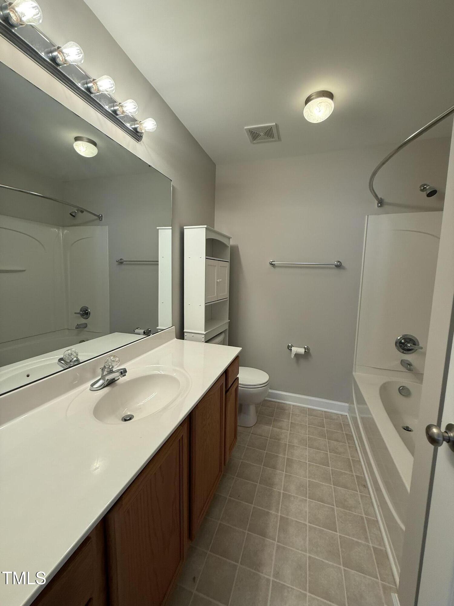 4626 Centrebrook Circle Property Photo 10