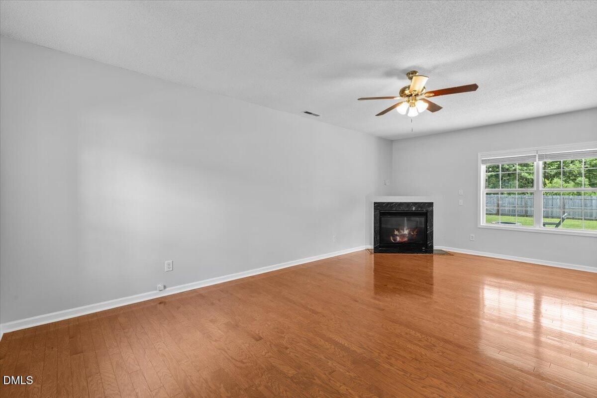 4122 Lady Slipper Lane Property Photo 9