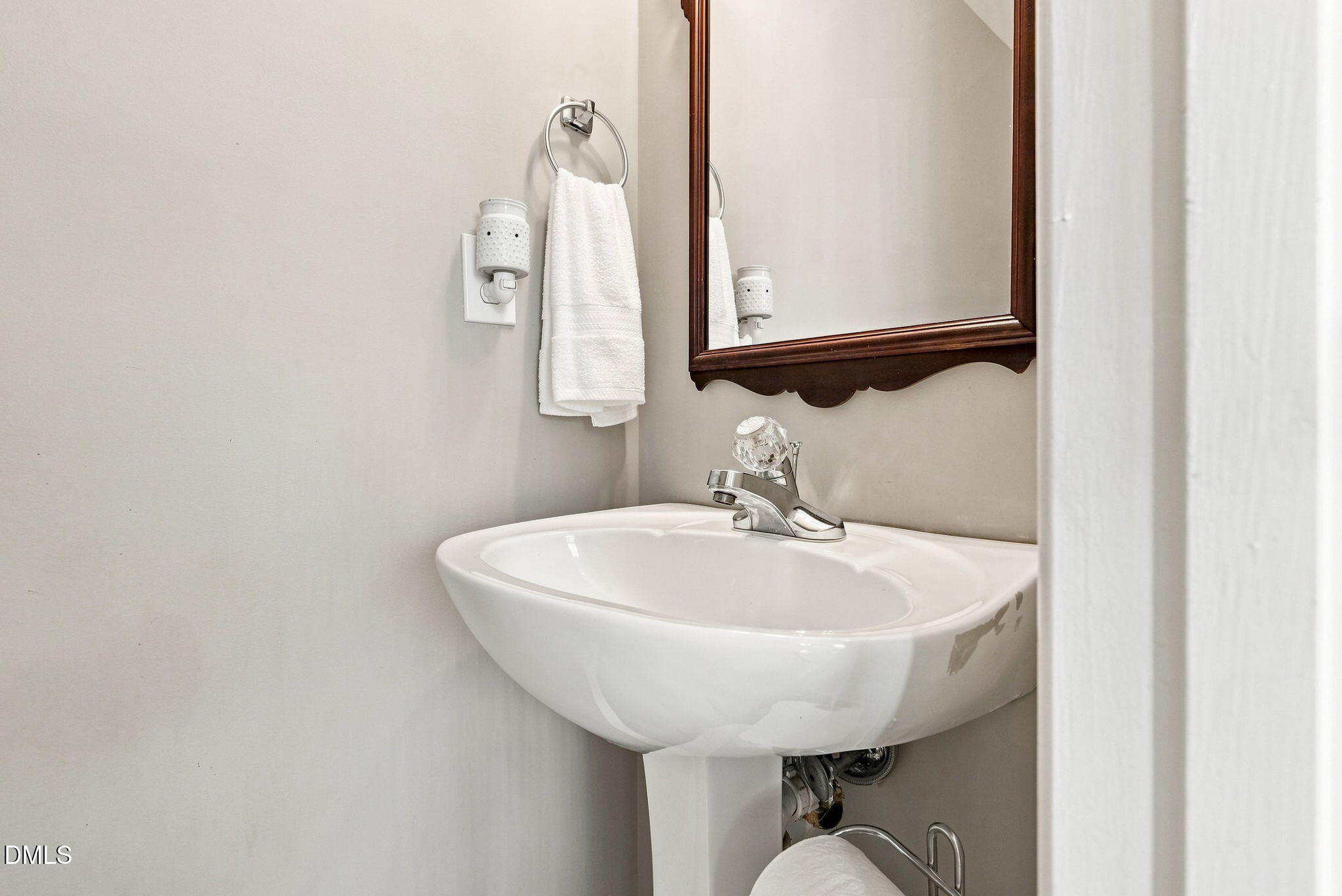 3021 Englefield Drive Property Photo 40