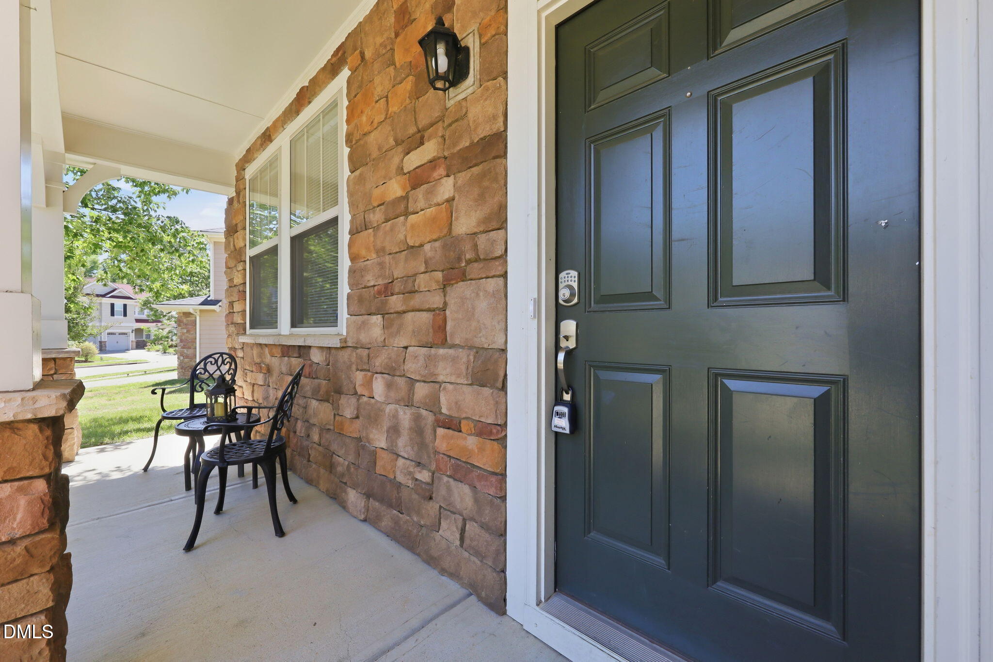 635 Piper Stream Circle Property Photo 4