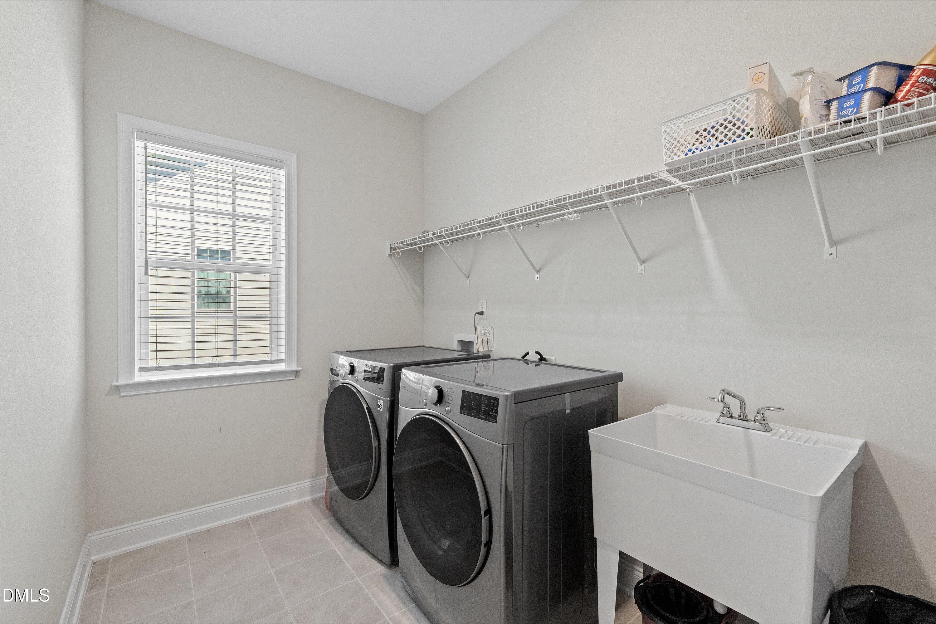 435 Gartrell Way Property Photo 31