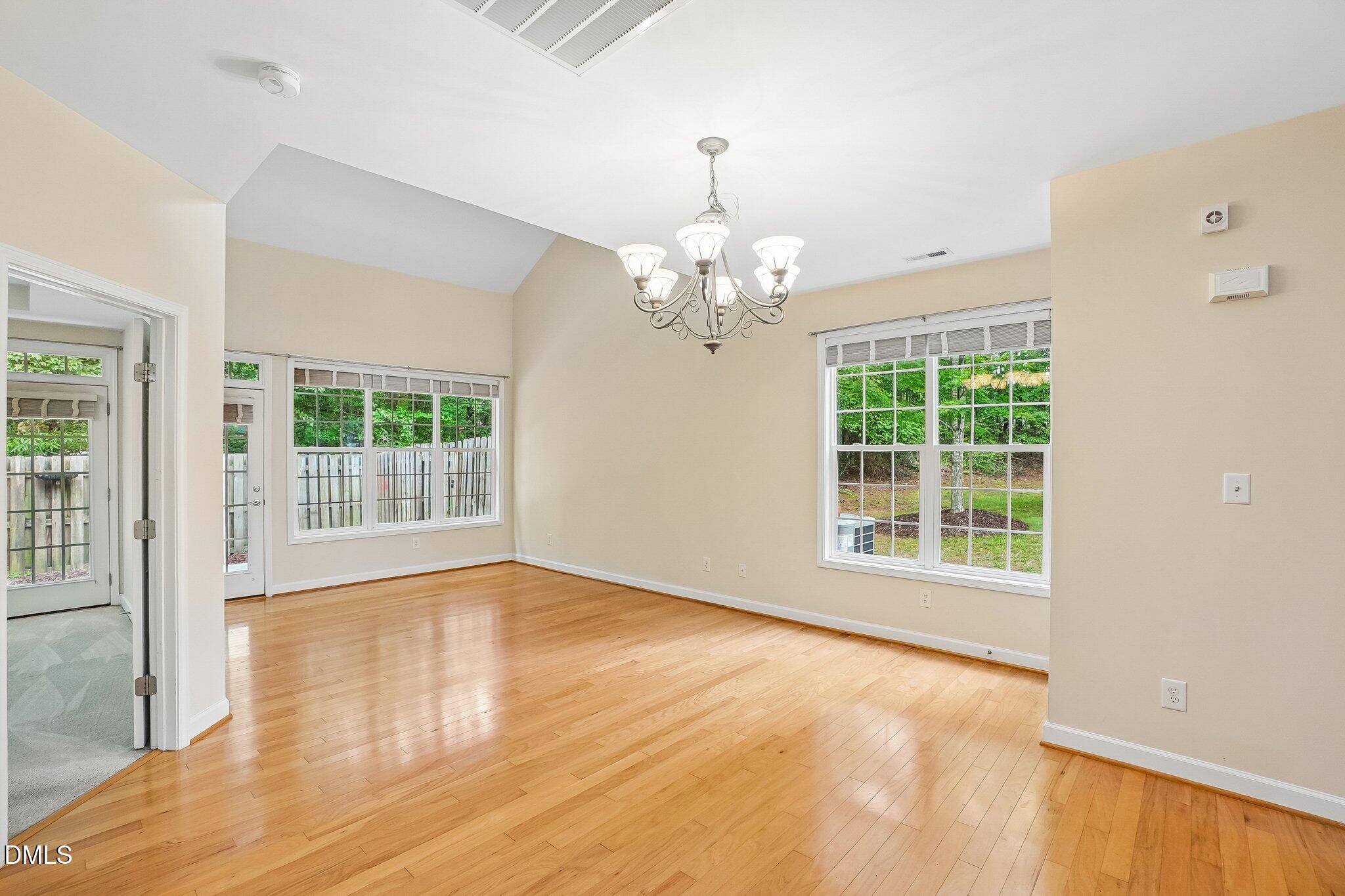 807 Swan Neck Lane Property Photo 11