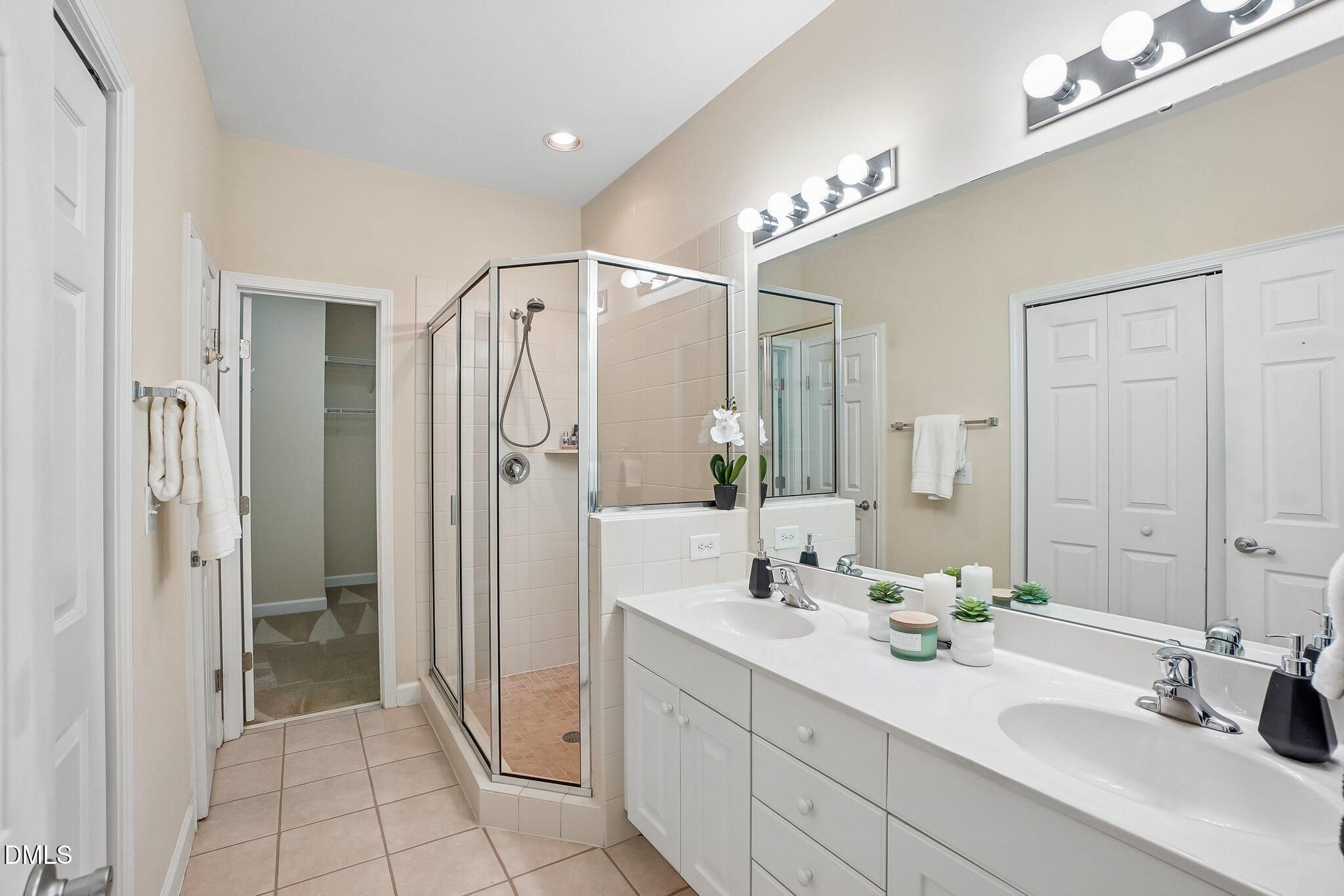 807 Swan Neck Lane Property Photo 17