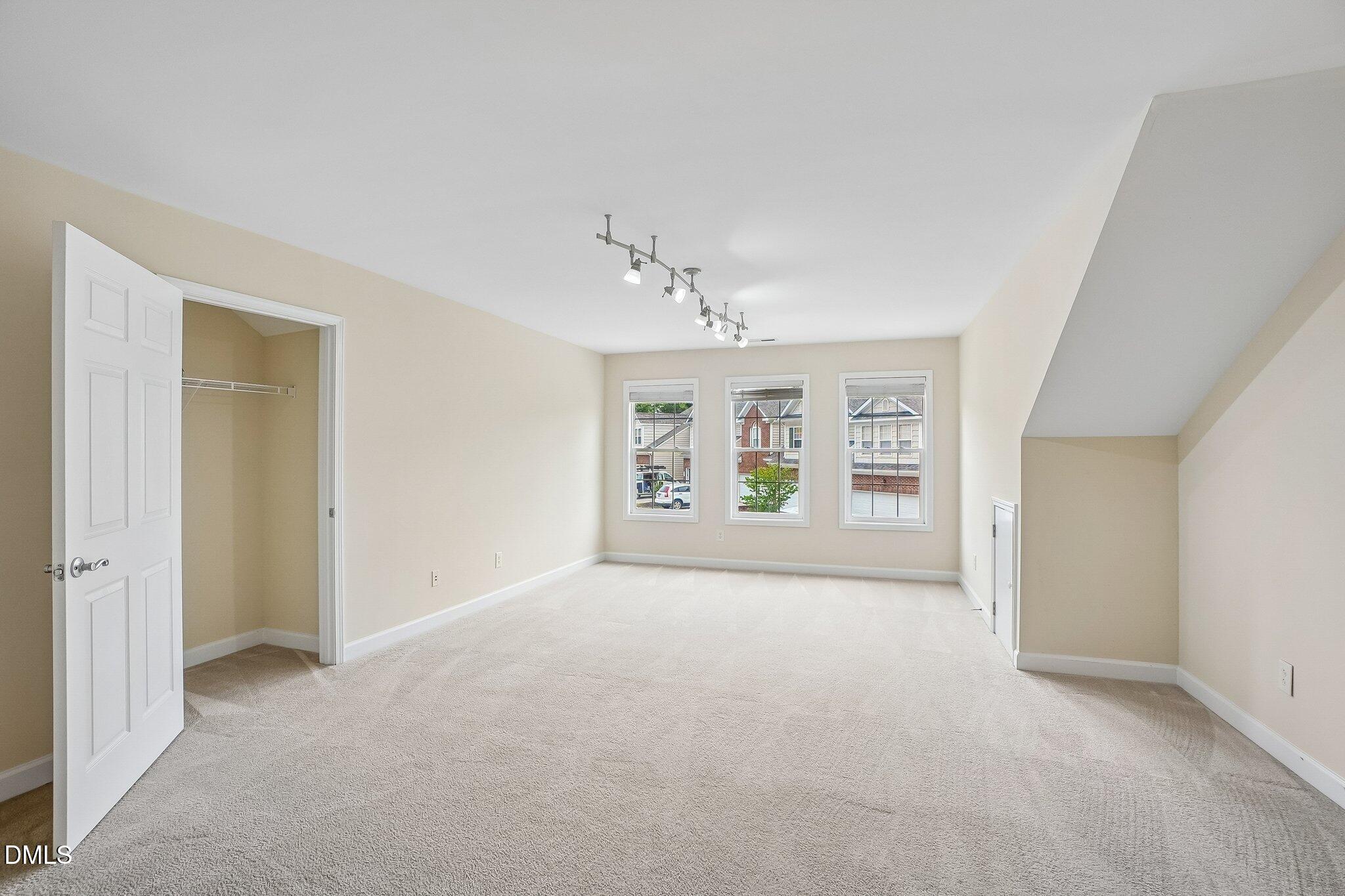 807 Swan Neck Lane Property Photo 25