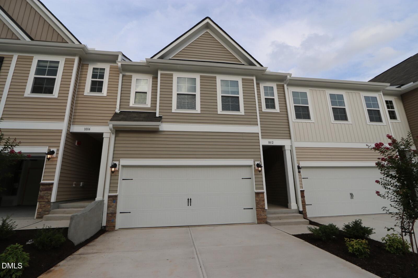 1012 Yatesbury Place Property Photo 2