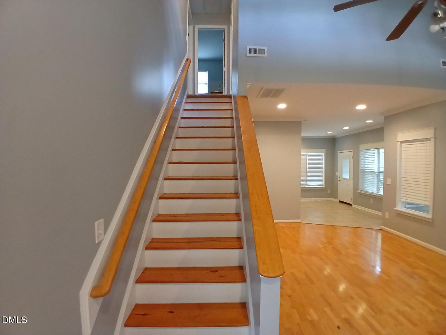 2215 University Drive Property Photo 2