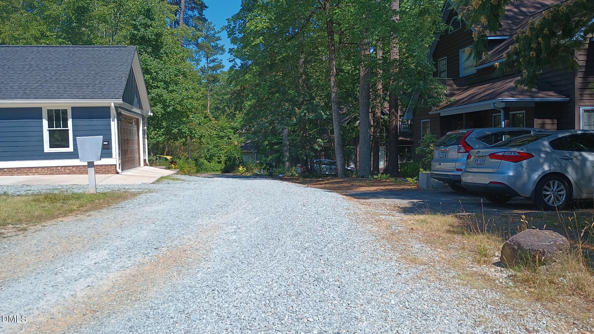 2215 University Drive Property Photo 23