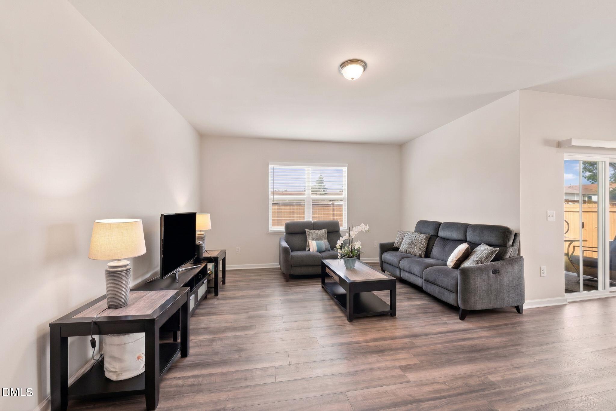 1429 Heron Pond Street Property Photo 4