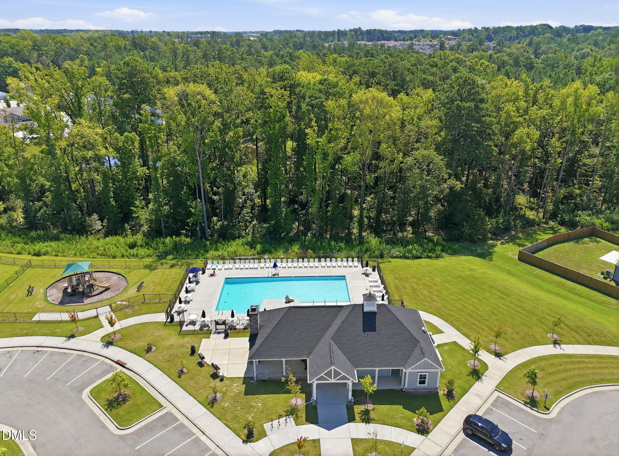 1429 Heron Pond Street Property Photo 15