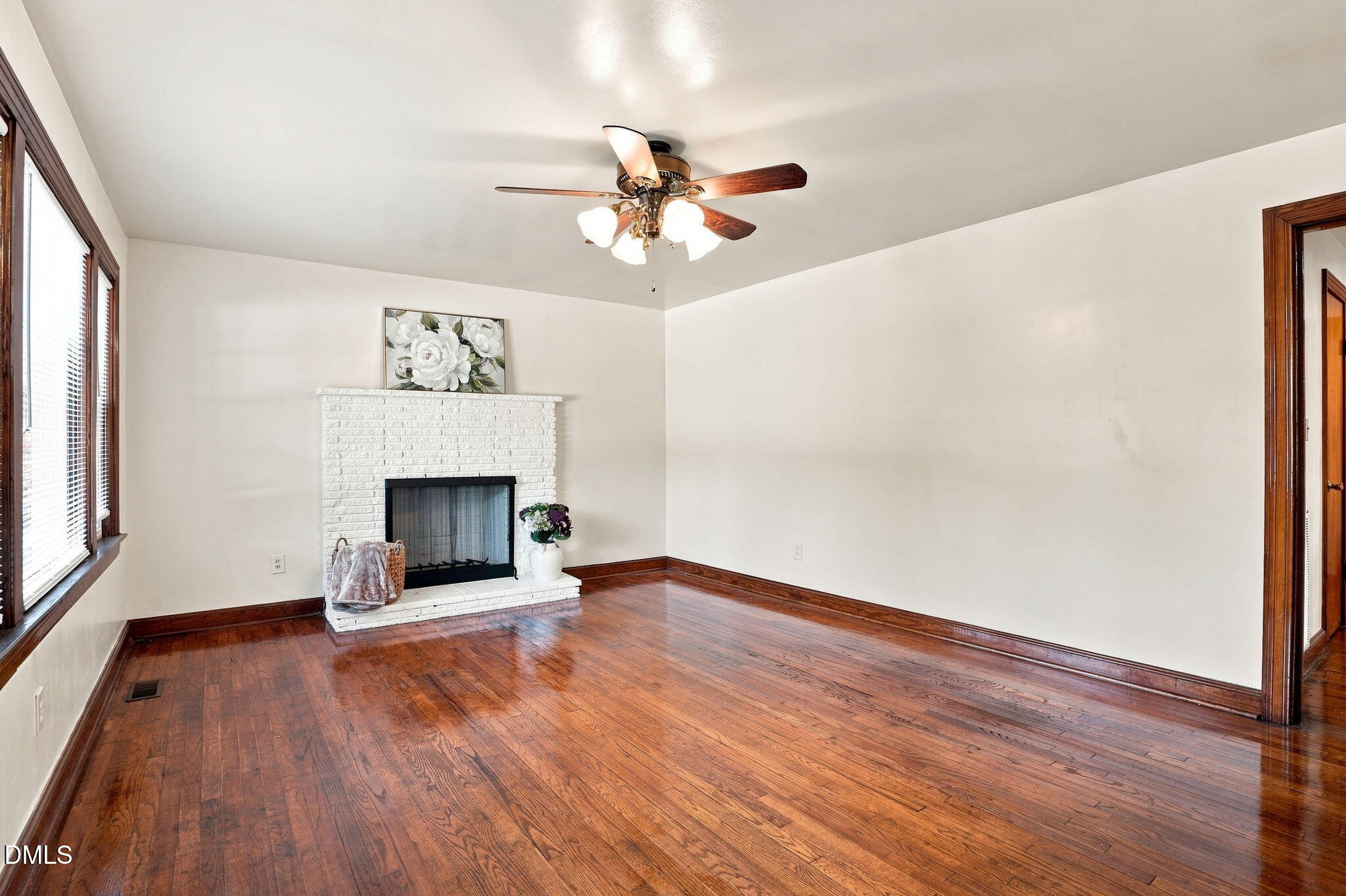1004 W Thomas Street Property Photo 12