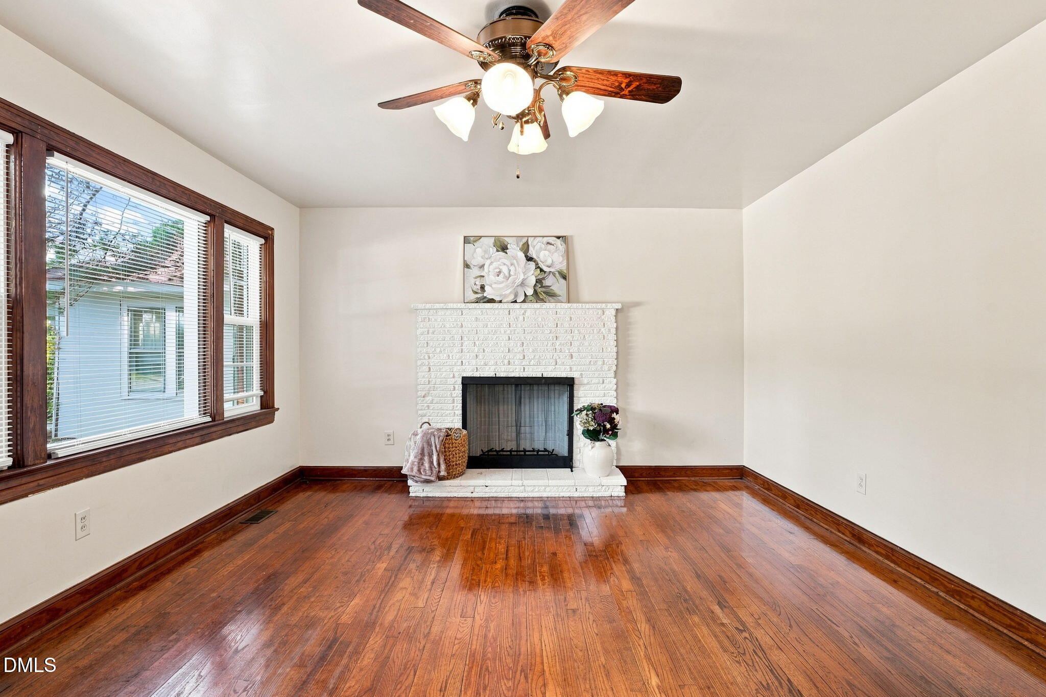 1004 W Thomas Street Property Photo 13