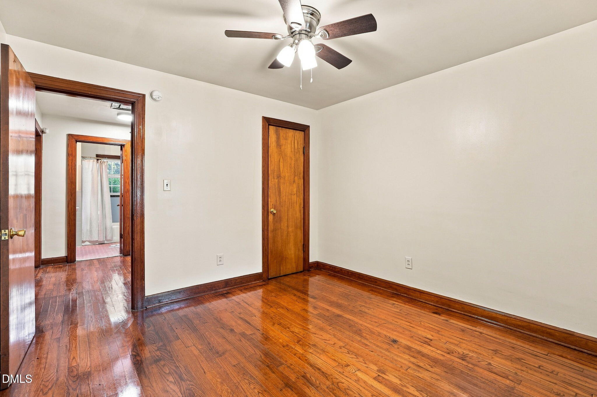 1004 W Thomas Street Property Photo 25