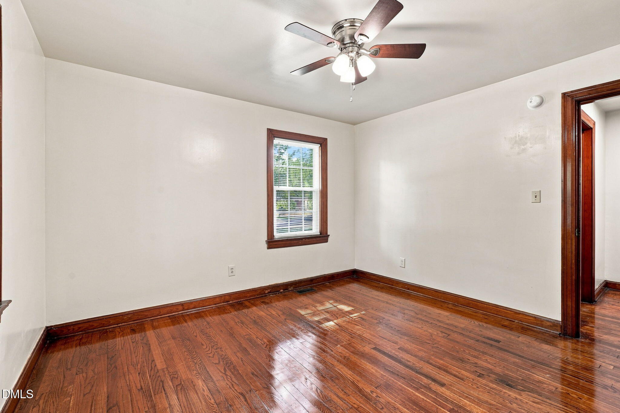 1004 W Thomas Street Property Photo 31