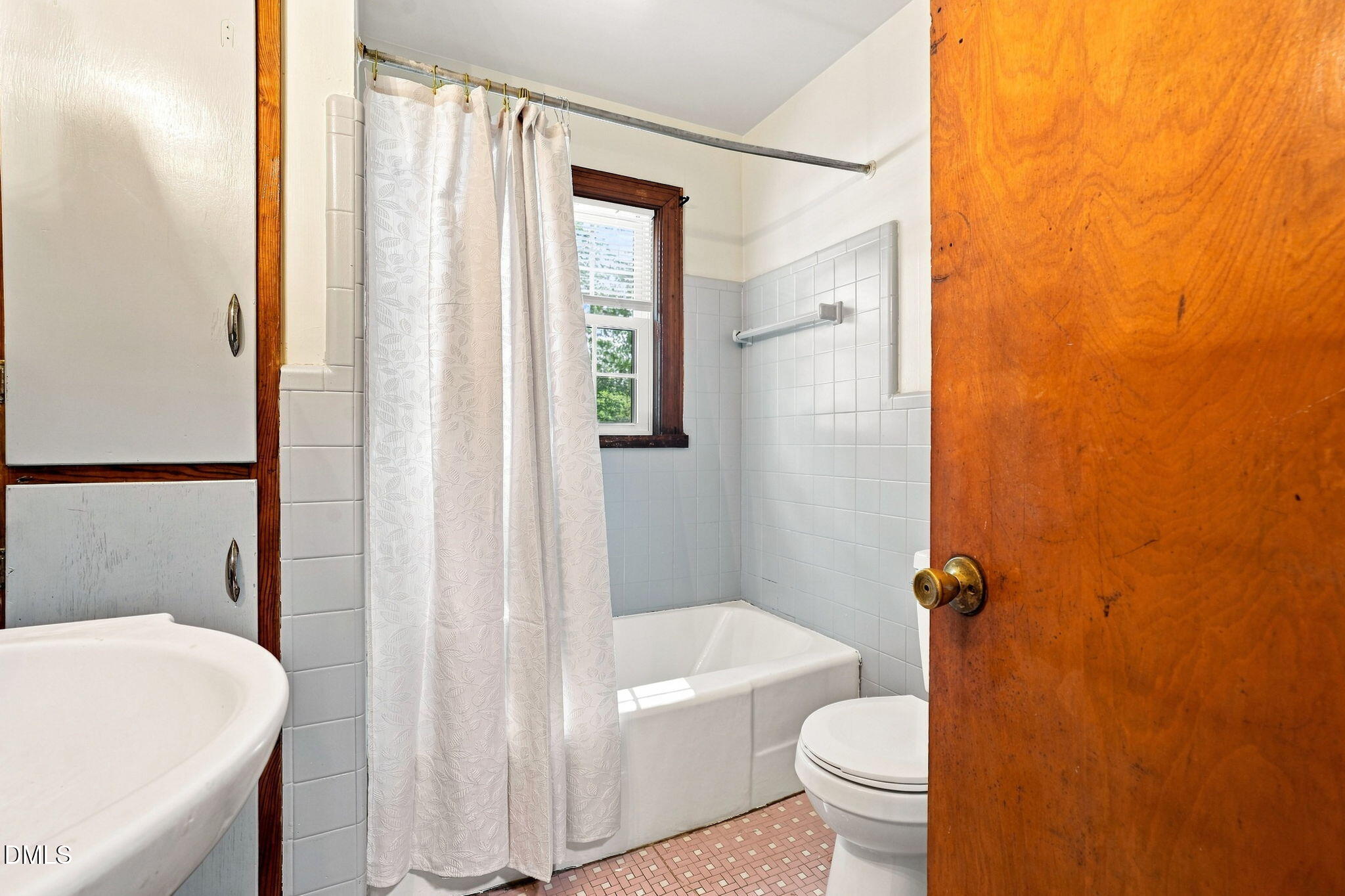 1004 W Thomas Street Property Photo 33