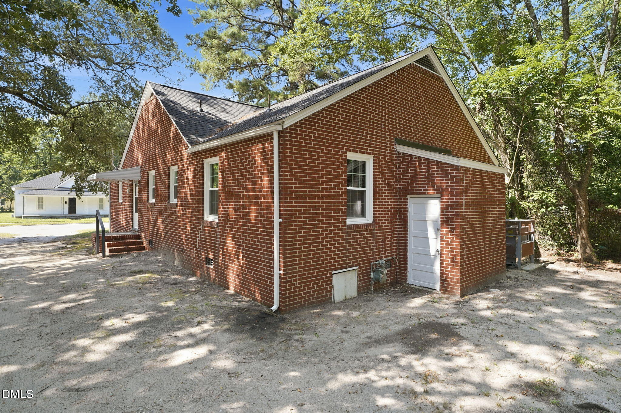 1004 W Thomas Street Property Photo 37