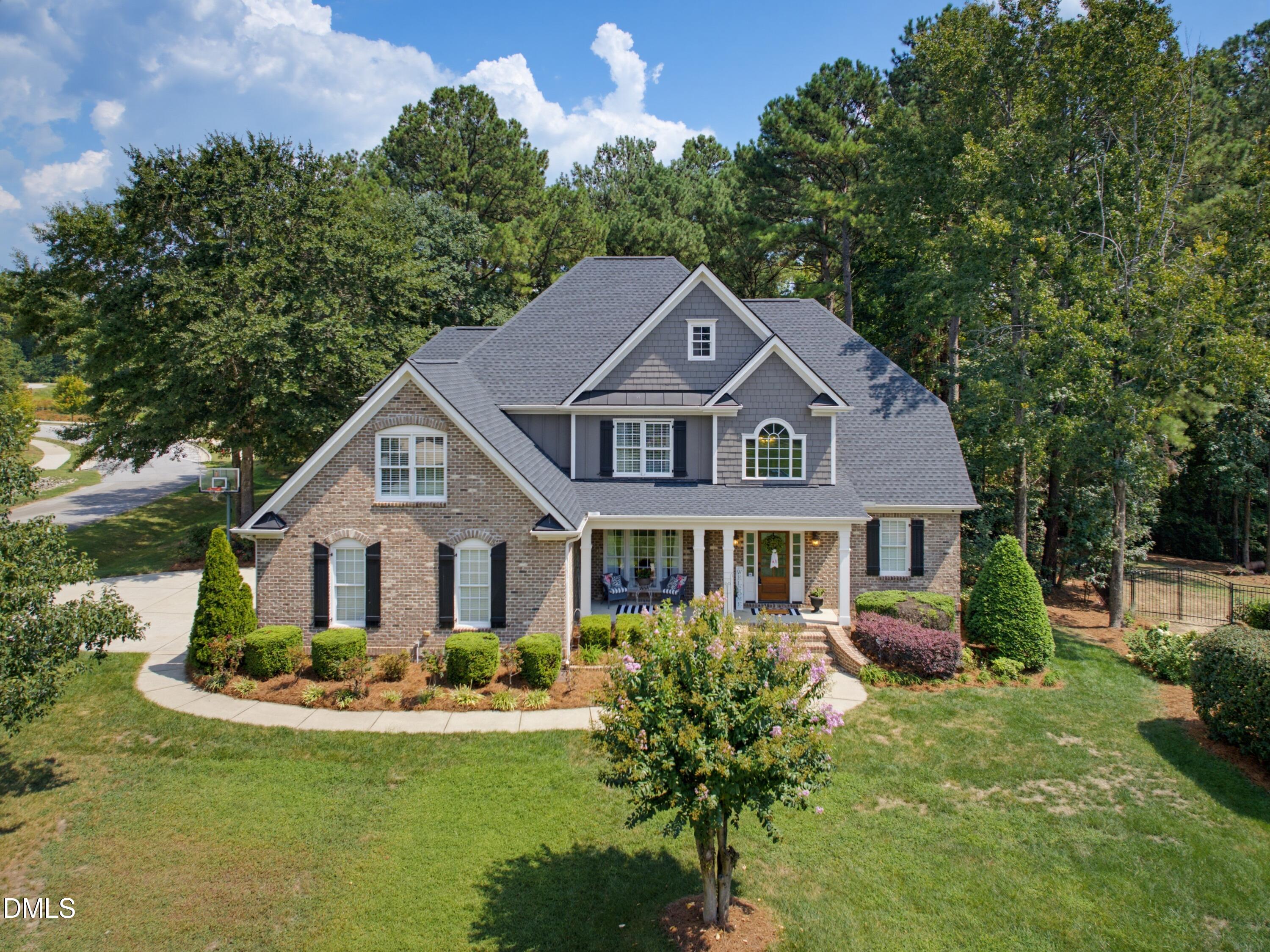 2200 Hedge Maple Drive Property Photo 1