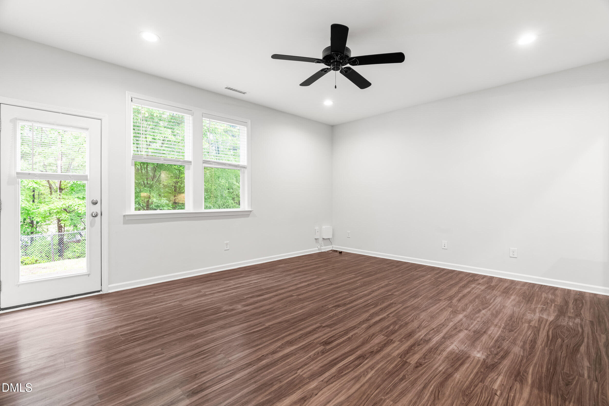 1305 Fitchie Place Property Photo 11