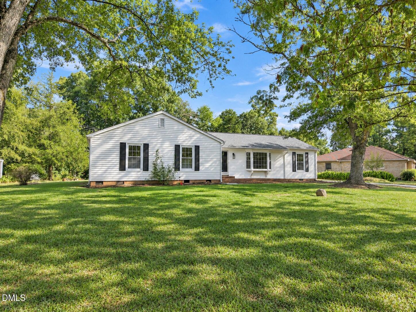 403 Rippling Stream Road Property Photo 3