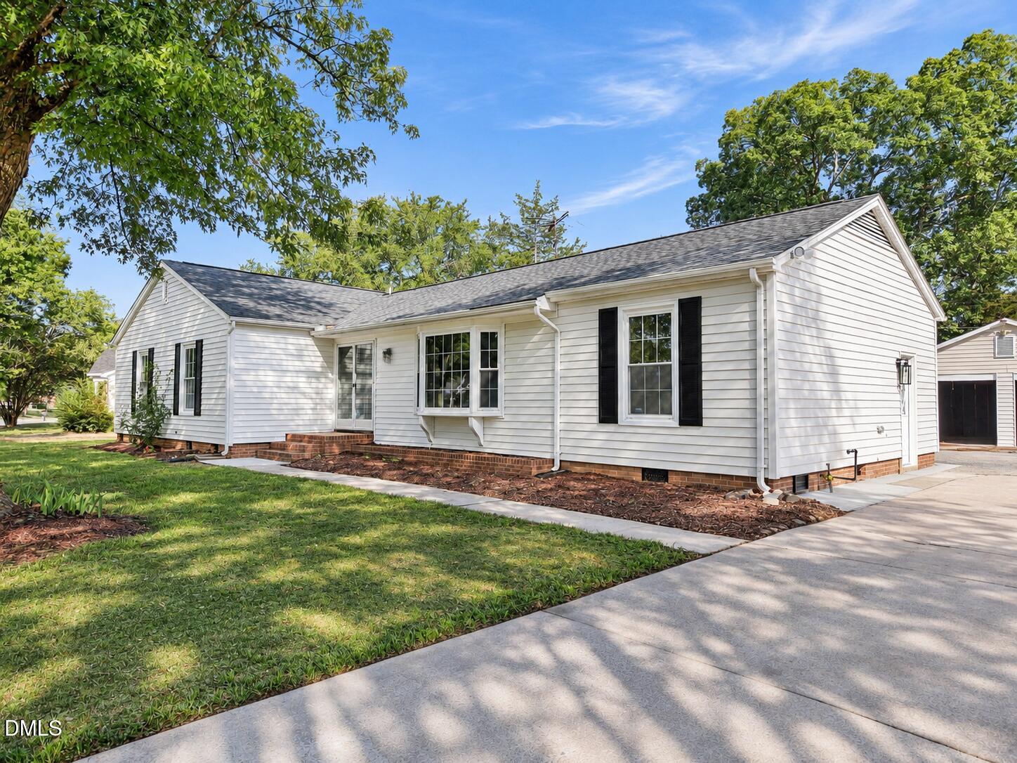 403 Rippling Stream Road Property Photo 5