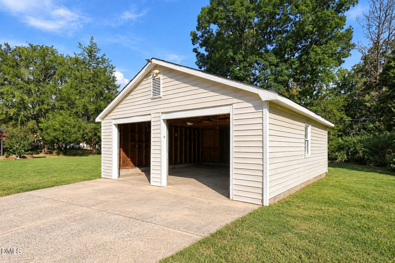403 Rippling Stream Road Property Photo 29