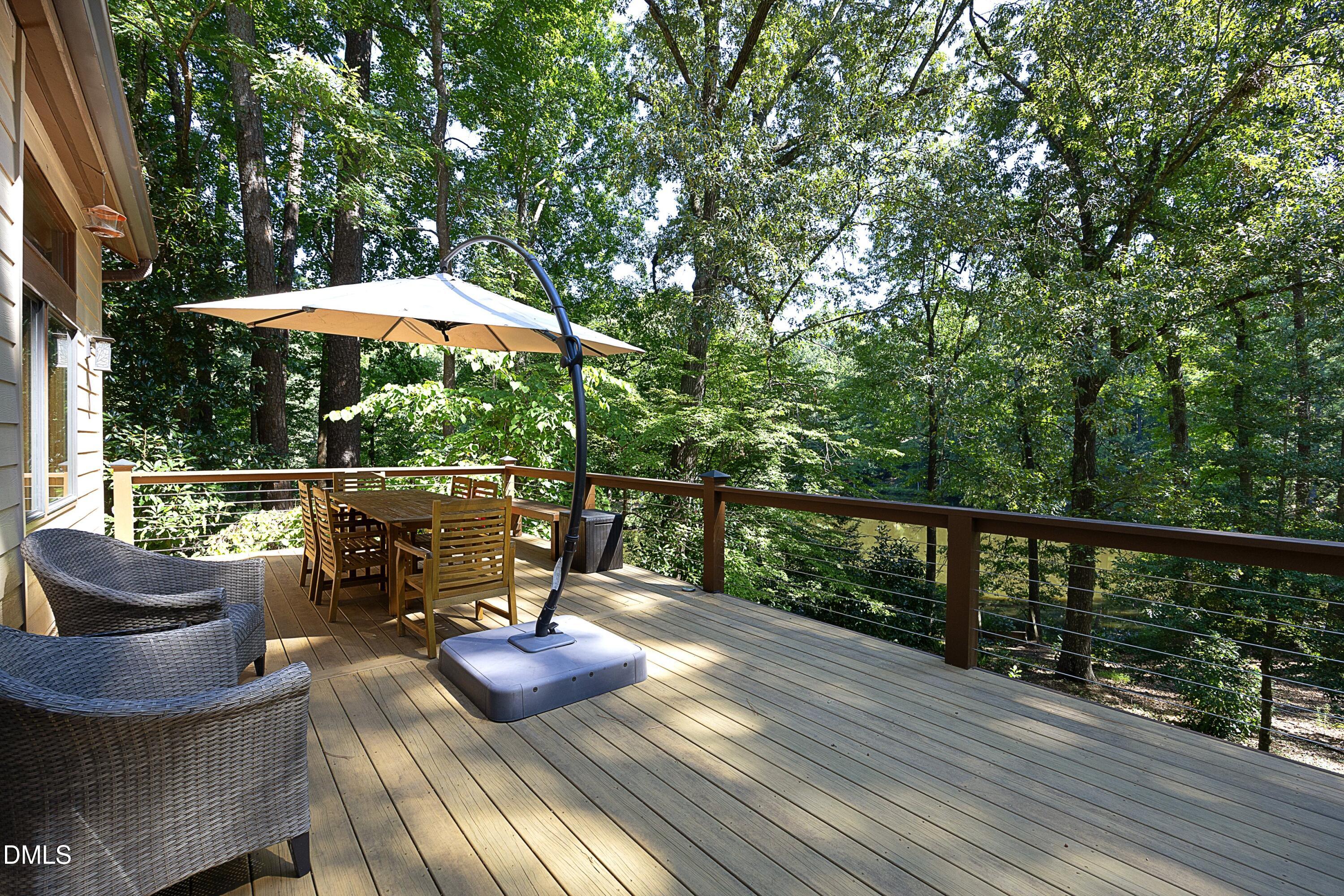 10 Ellen Place Property Photo 11