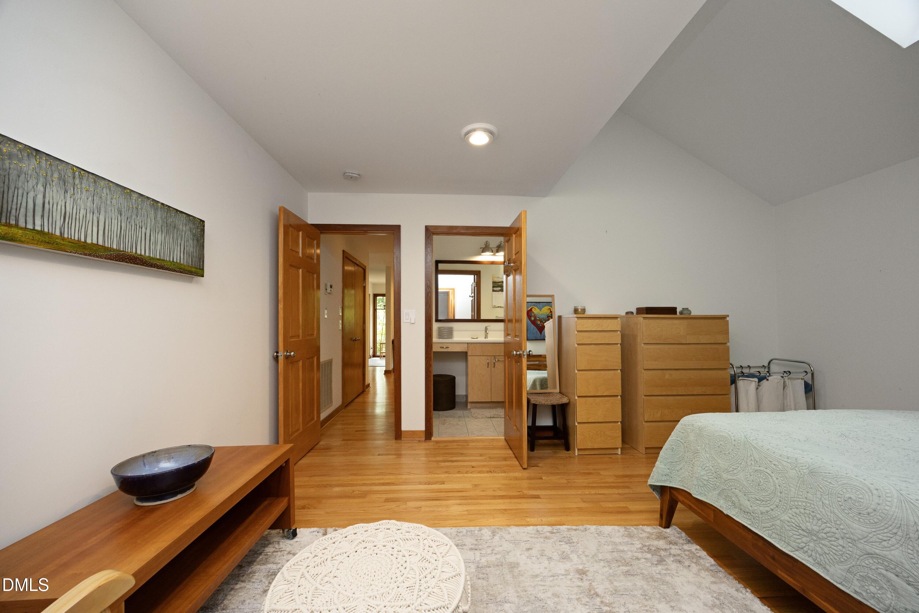 10 Ellen Place Property Photo 20