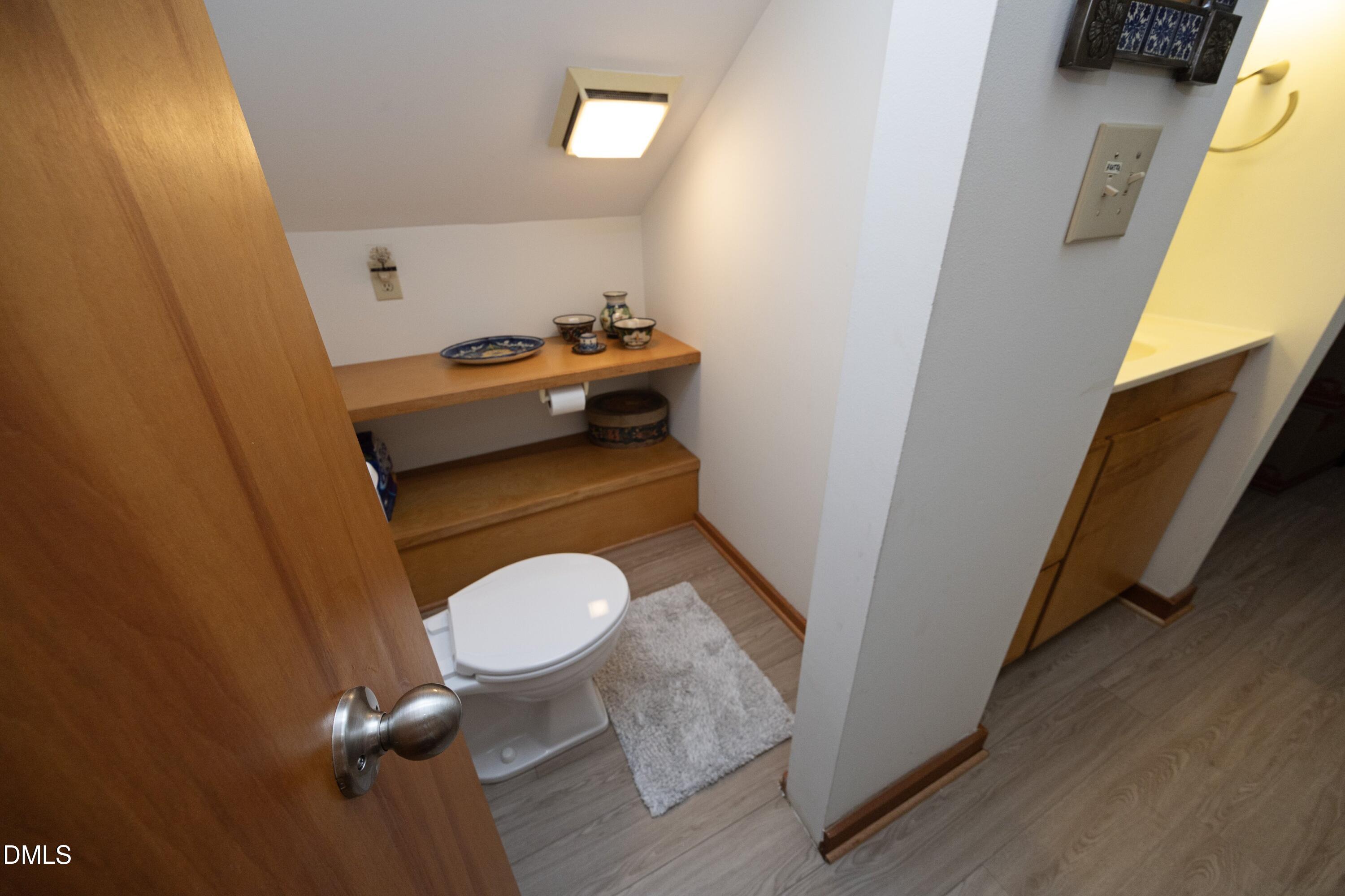 10 Ellen Place Property Photo 25