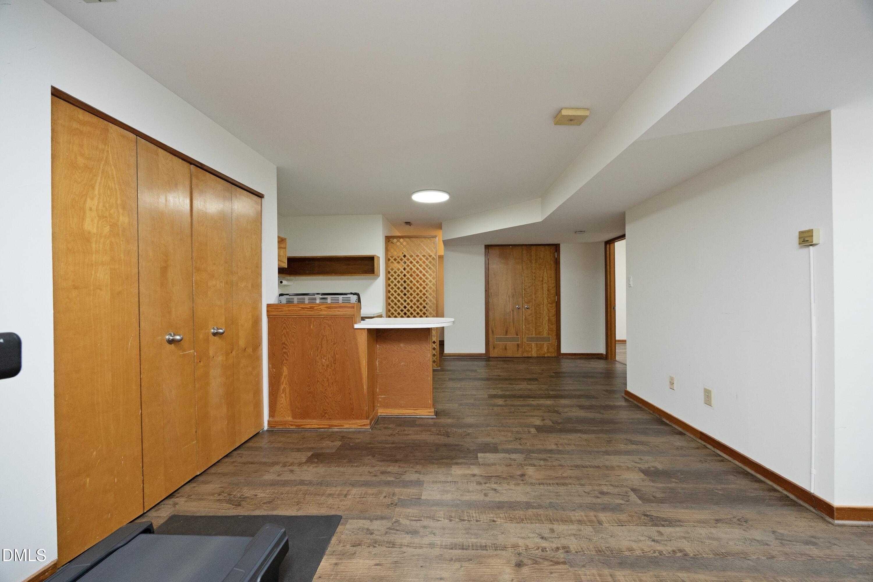 10 Ellen Place Property Photo 31