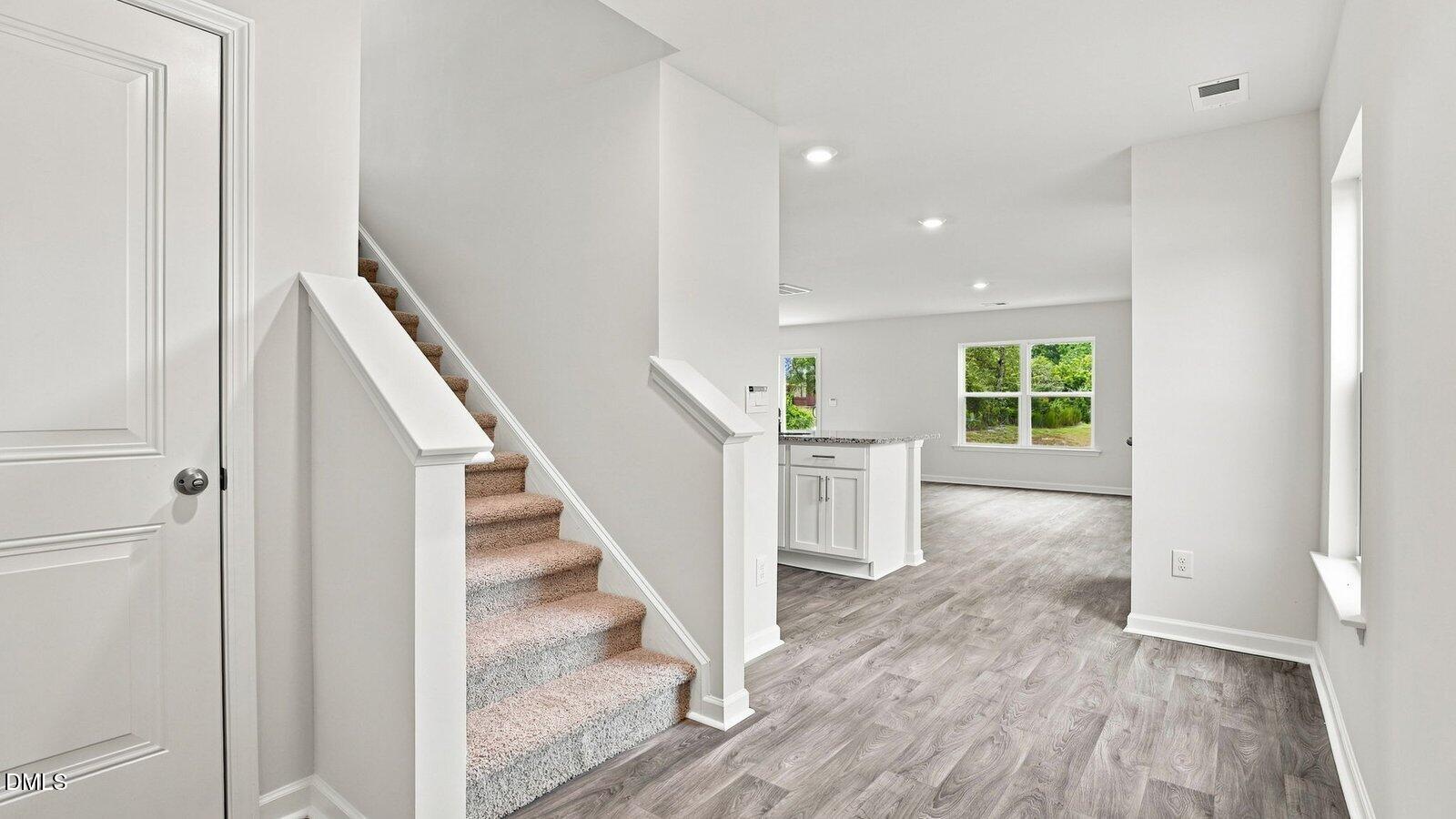 7233 Silverleaf Road Property Photo 6