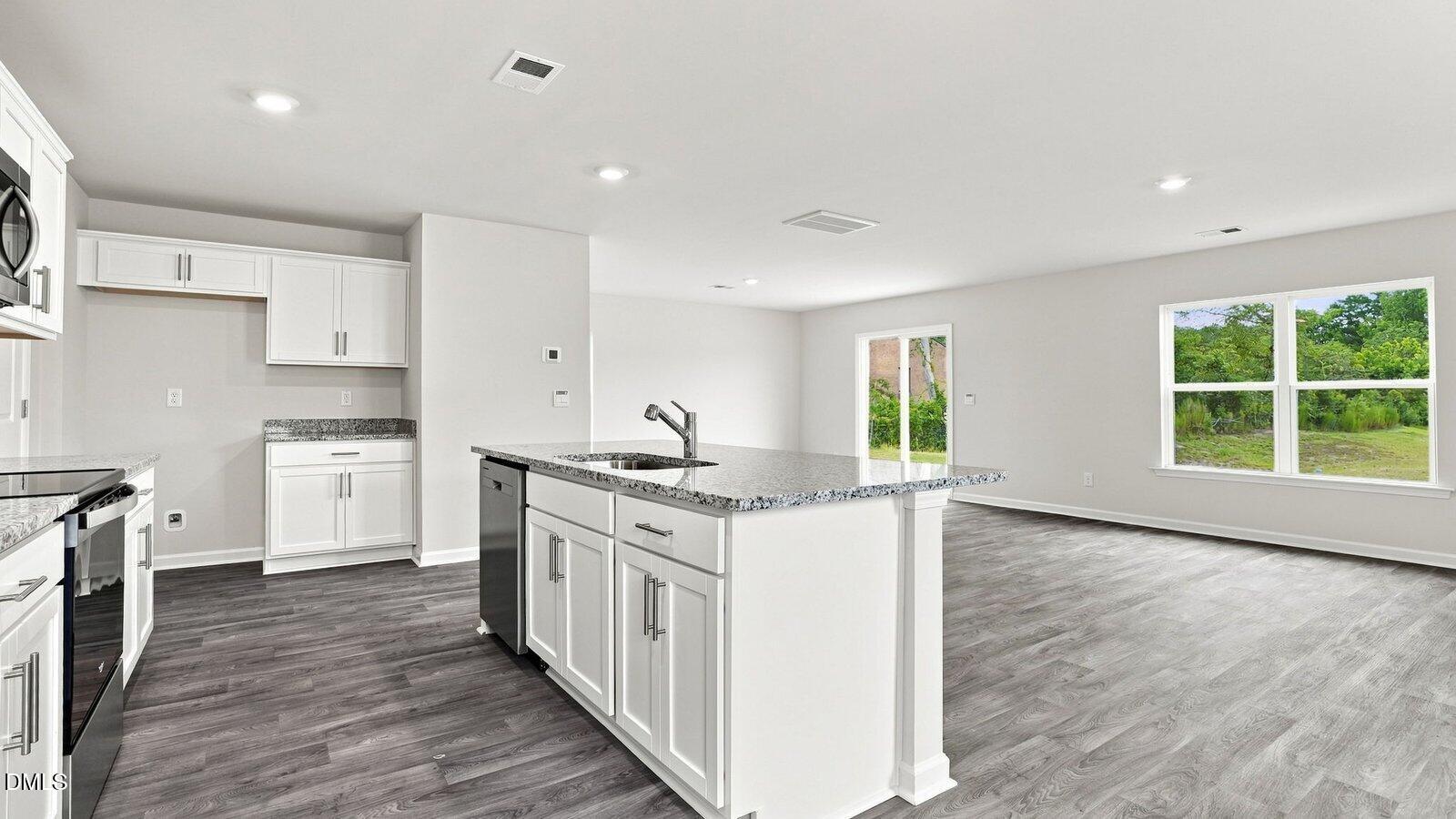 7233 Silverleaf Road Property Photo 8