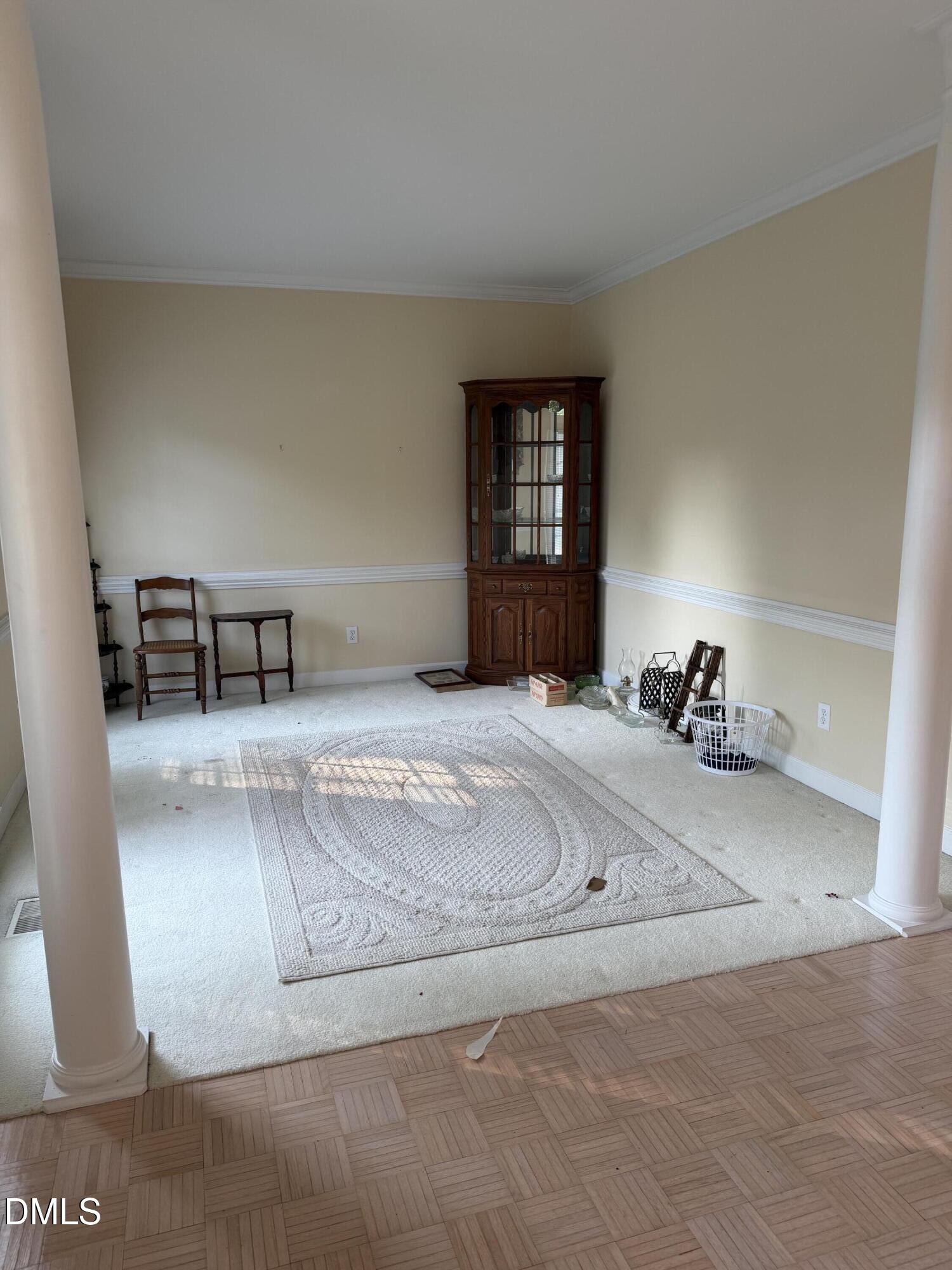 908 Windrow Lane Property Photo 3