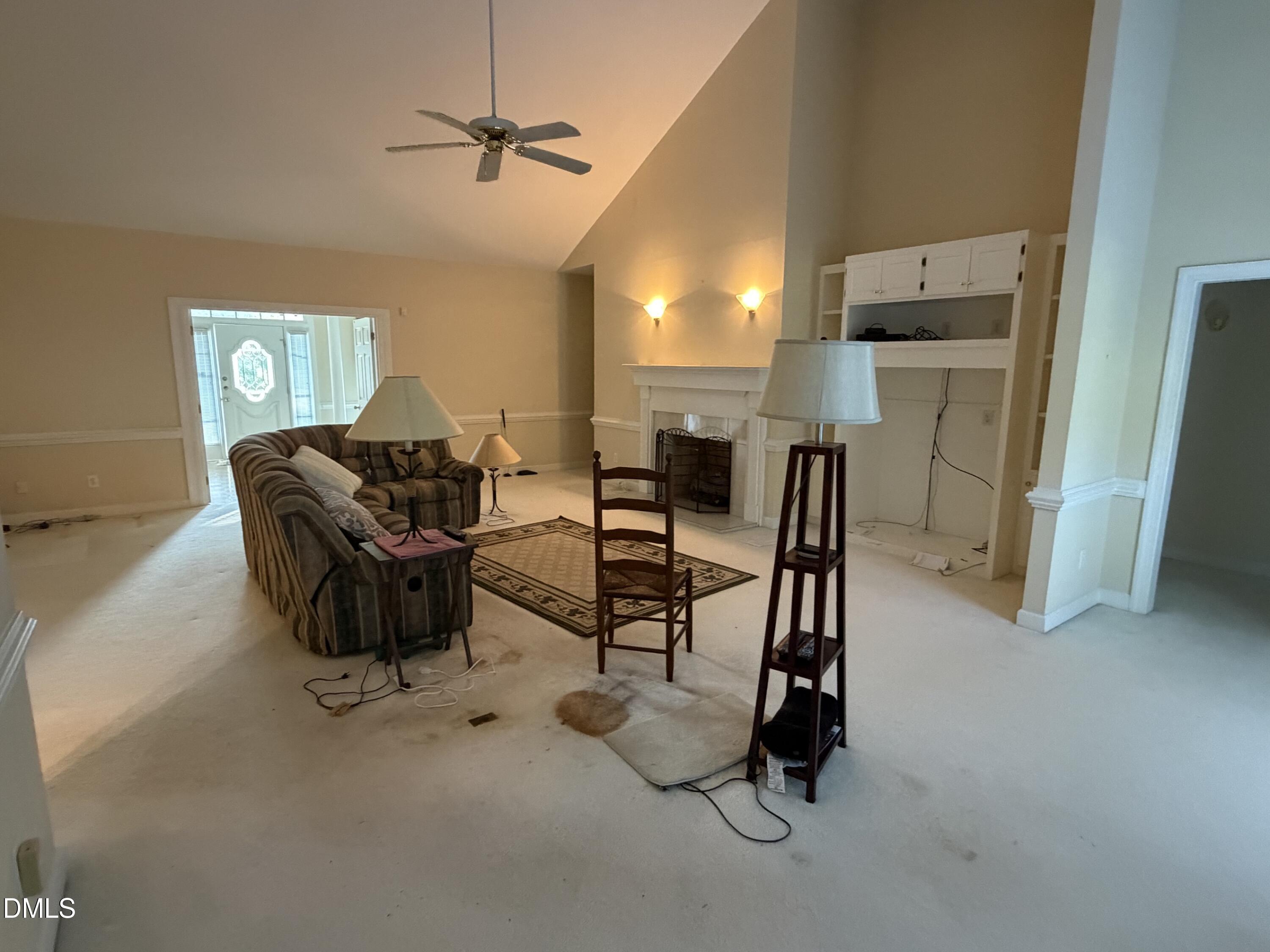 908 Windrow Lane Property Photo 8