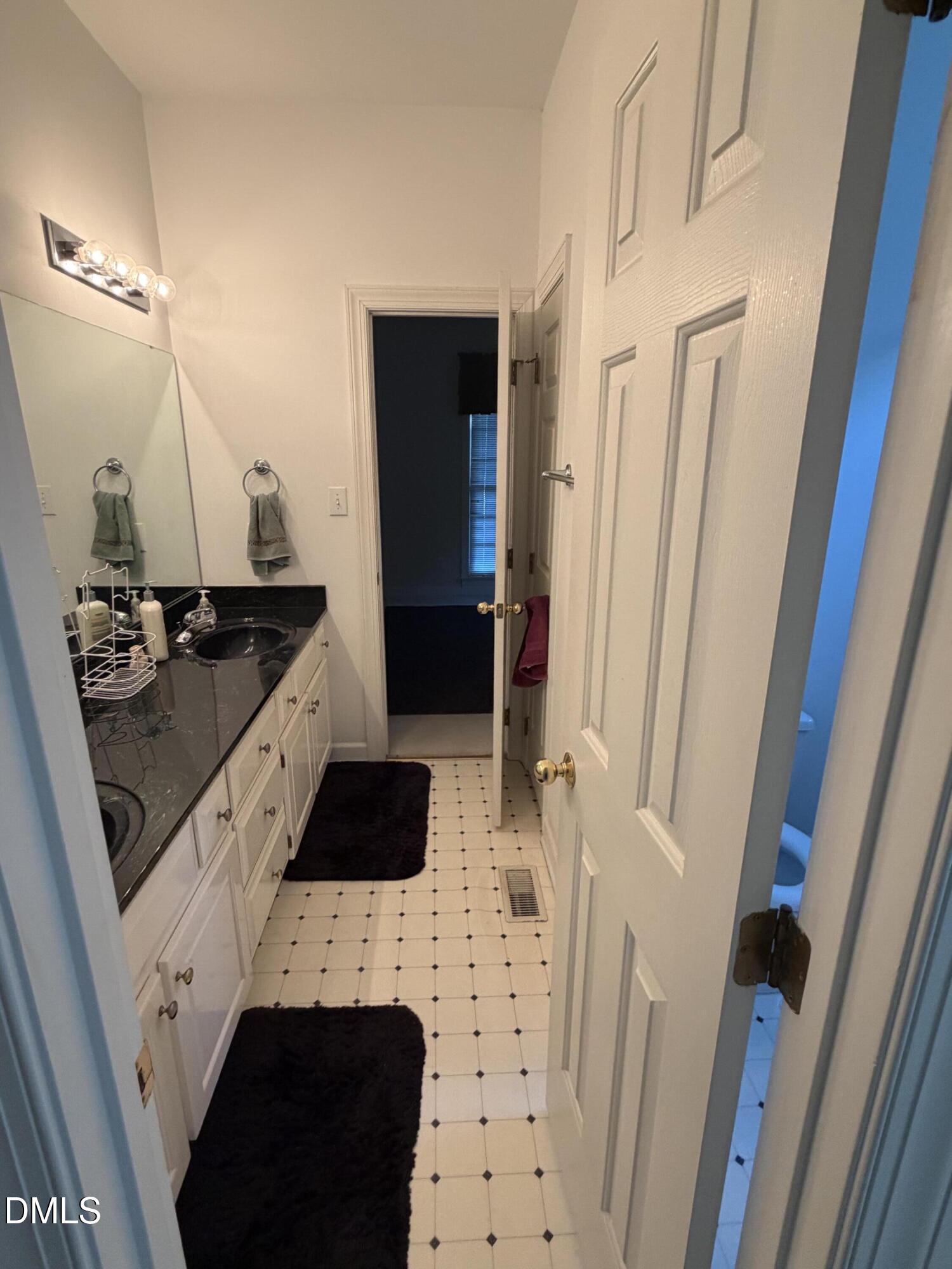 908 Windrow Lane Property Photo 17