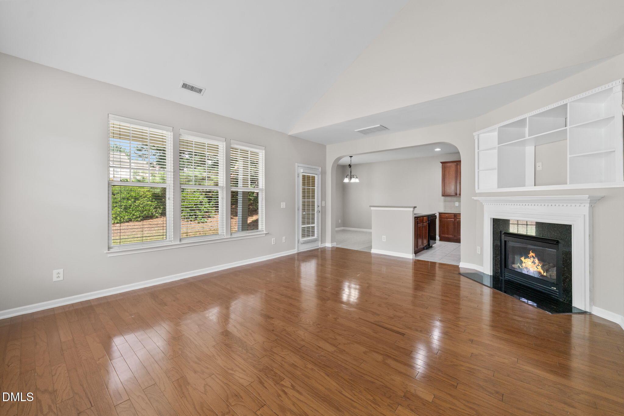 101 Courts Garden Way Property Photo 15