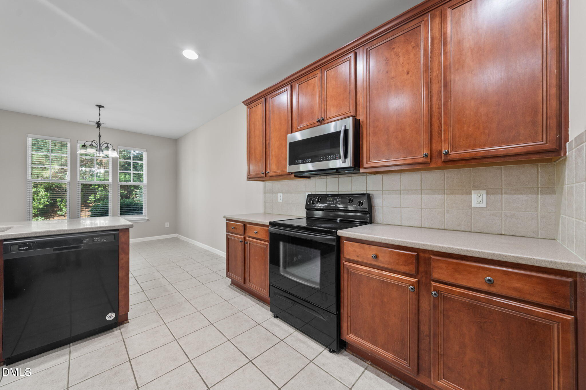 101 Courts Garden Way Property Photo 25