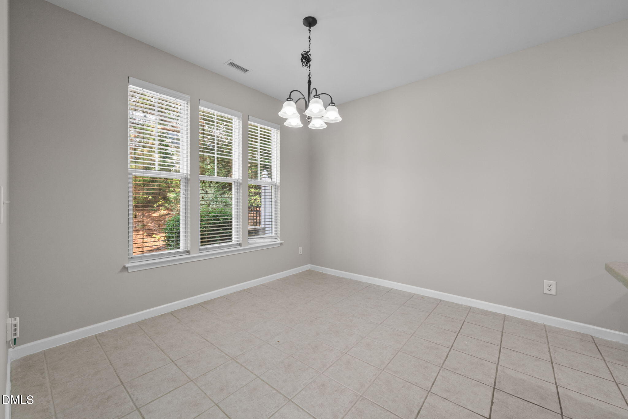 101 Courts Garden Way Property Photo 26