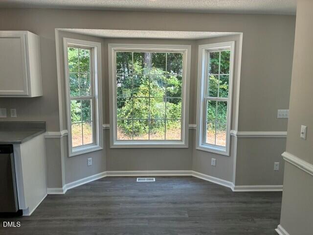 2060 Ballston Place 115 Property Photo 5