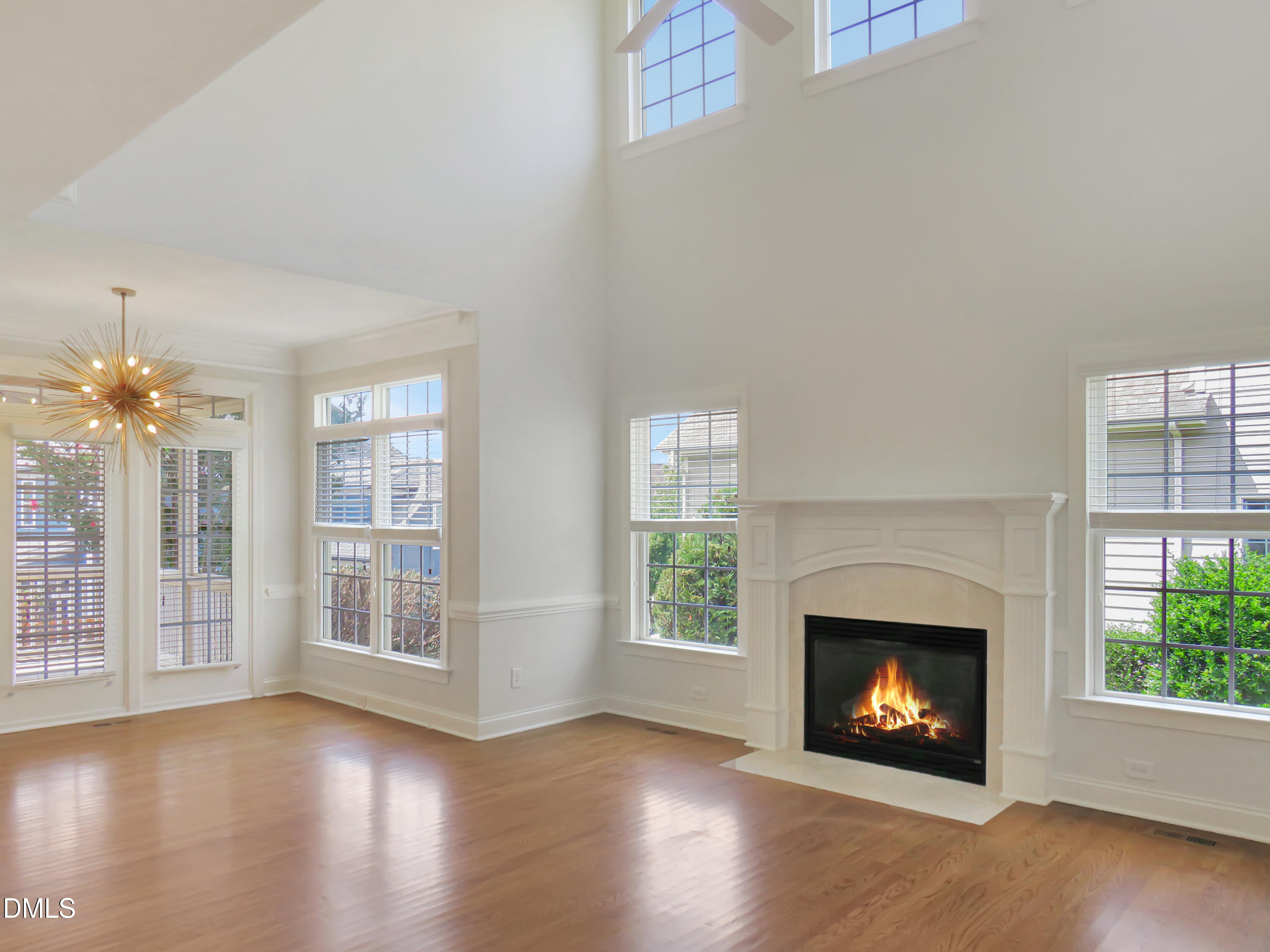 1605 Green Oaks Parkway Property Photo 5
