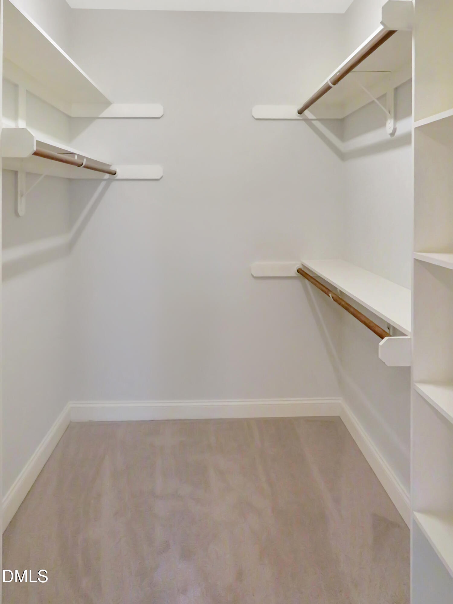 1605 Green Oaks Parkway Property Photo 17
