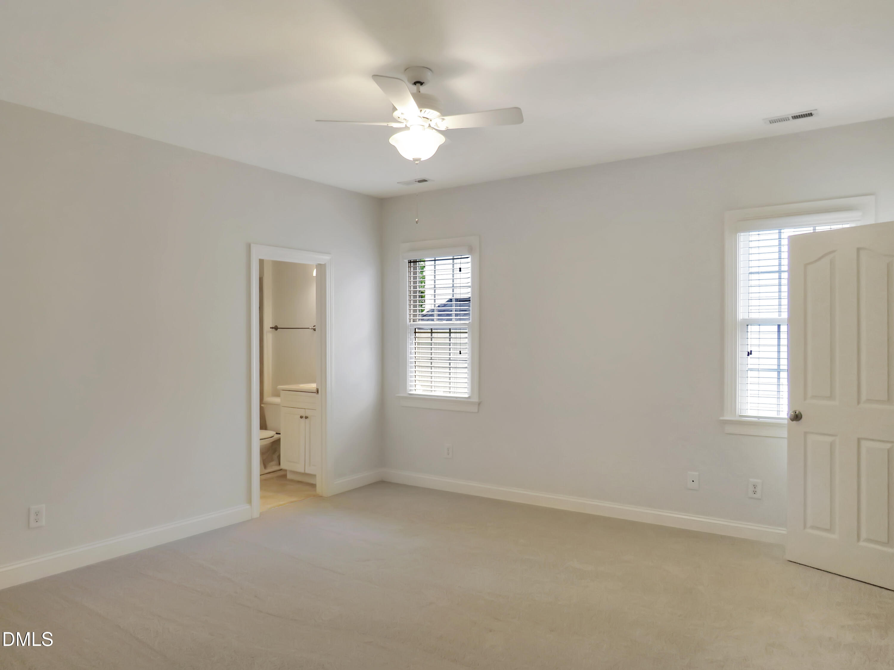 1605 Green Oaks Parkway Property Photo 30