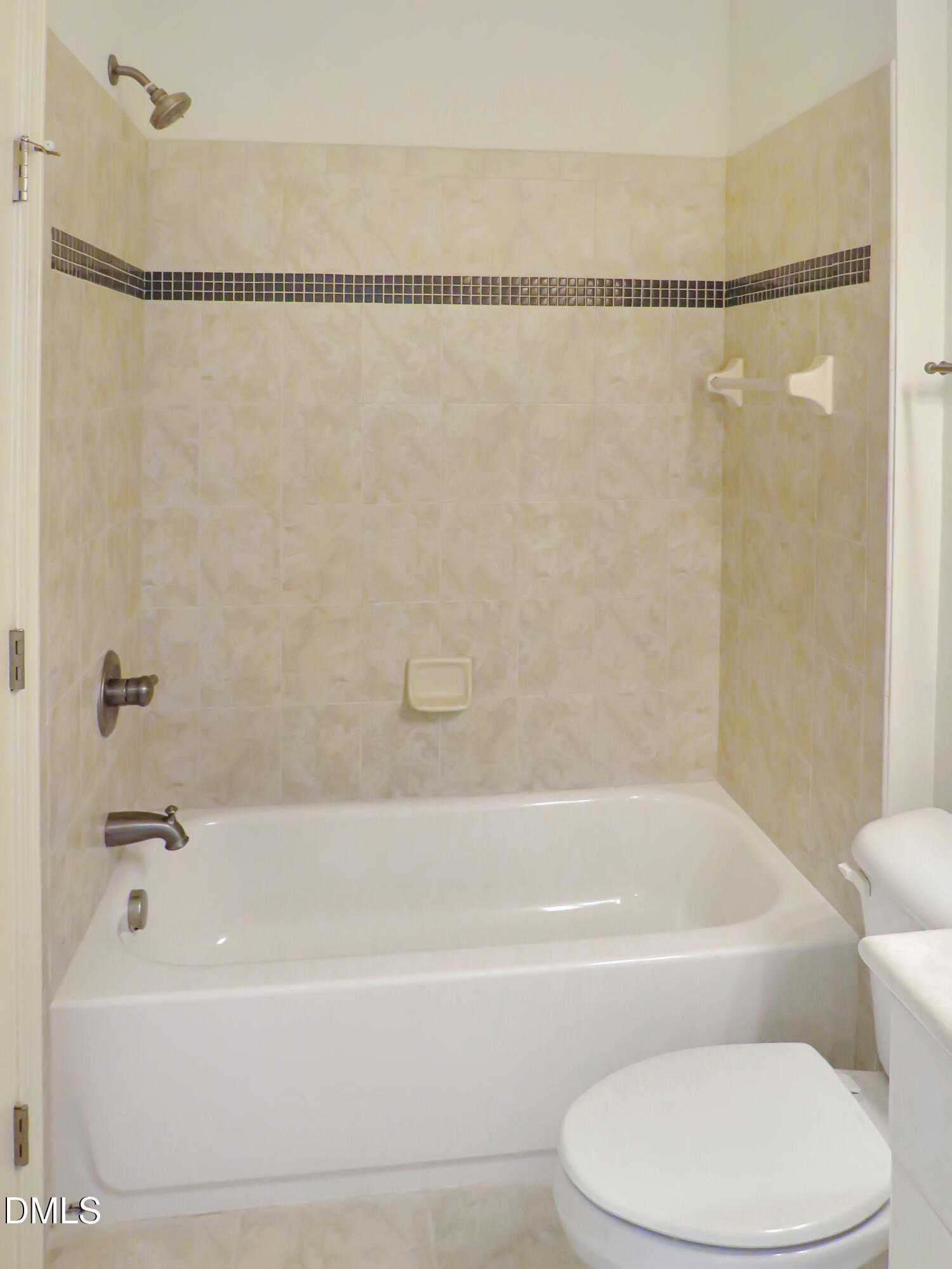 1605 Green Oaks Parkway Property Photo 32